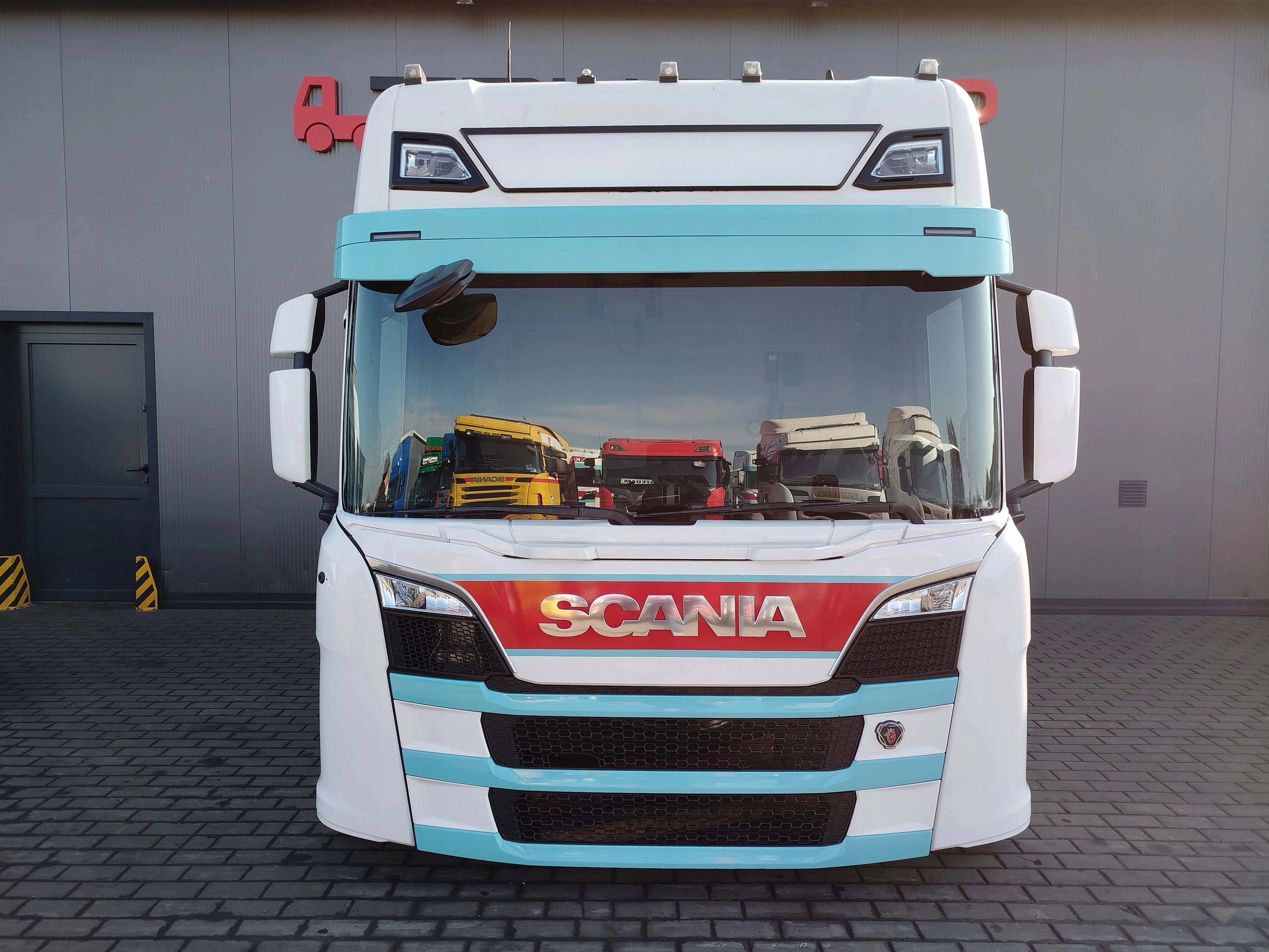 KABINA SCANIA R NTG