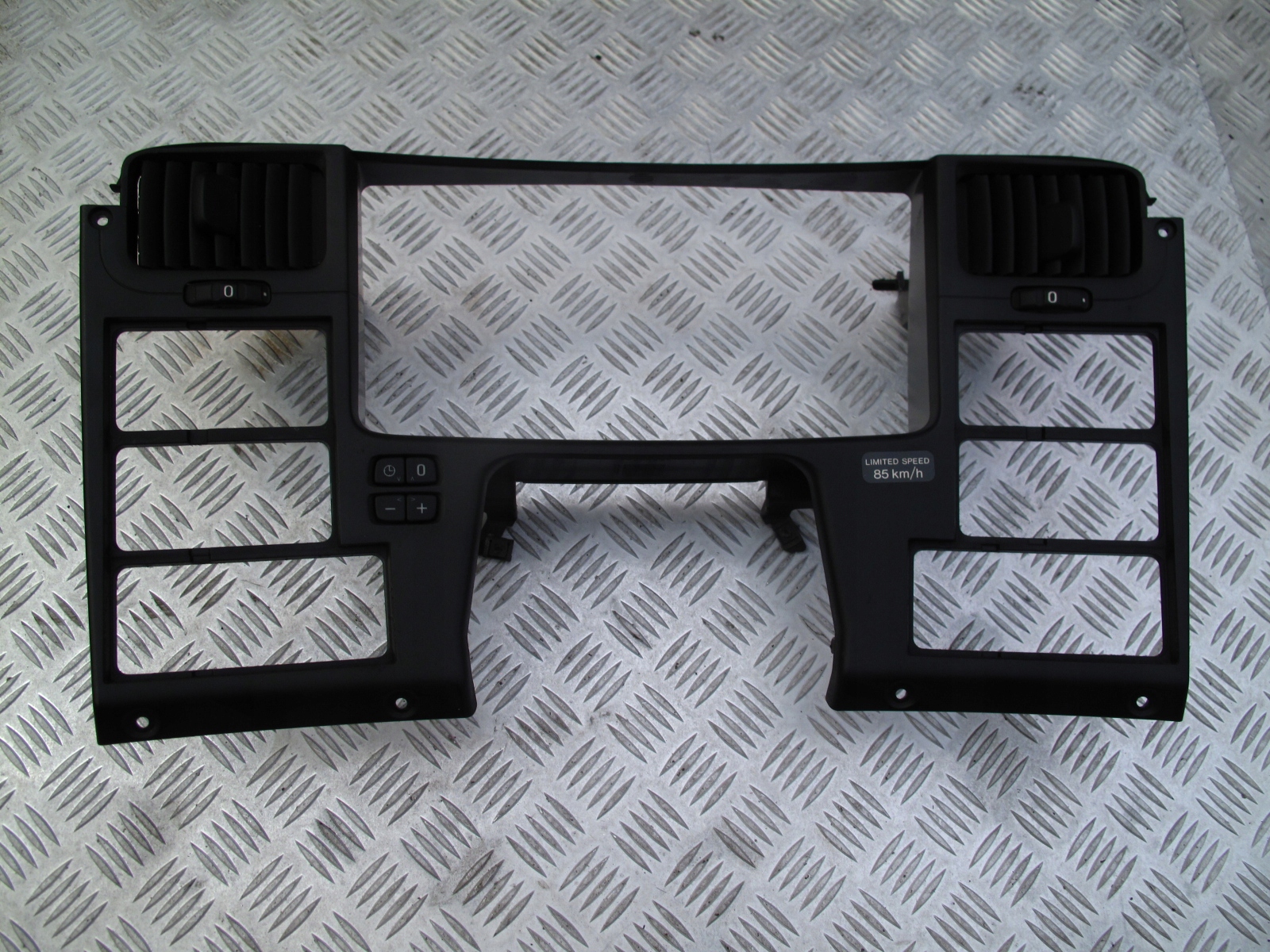 PANEL RAMKA OBUDOWA ZEGARÓW LICZNIK SCANIA R - obrazek 2