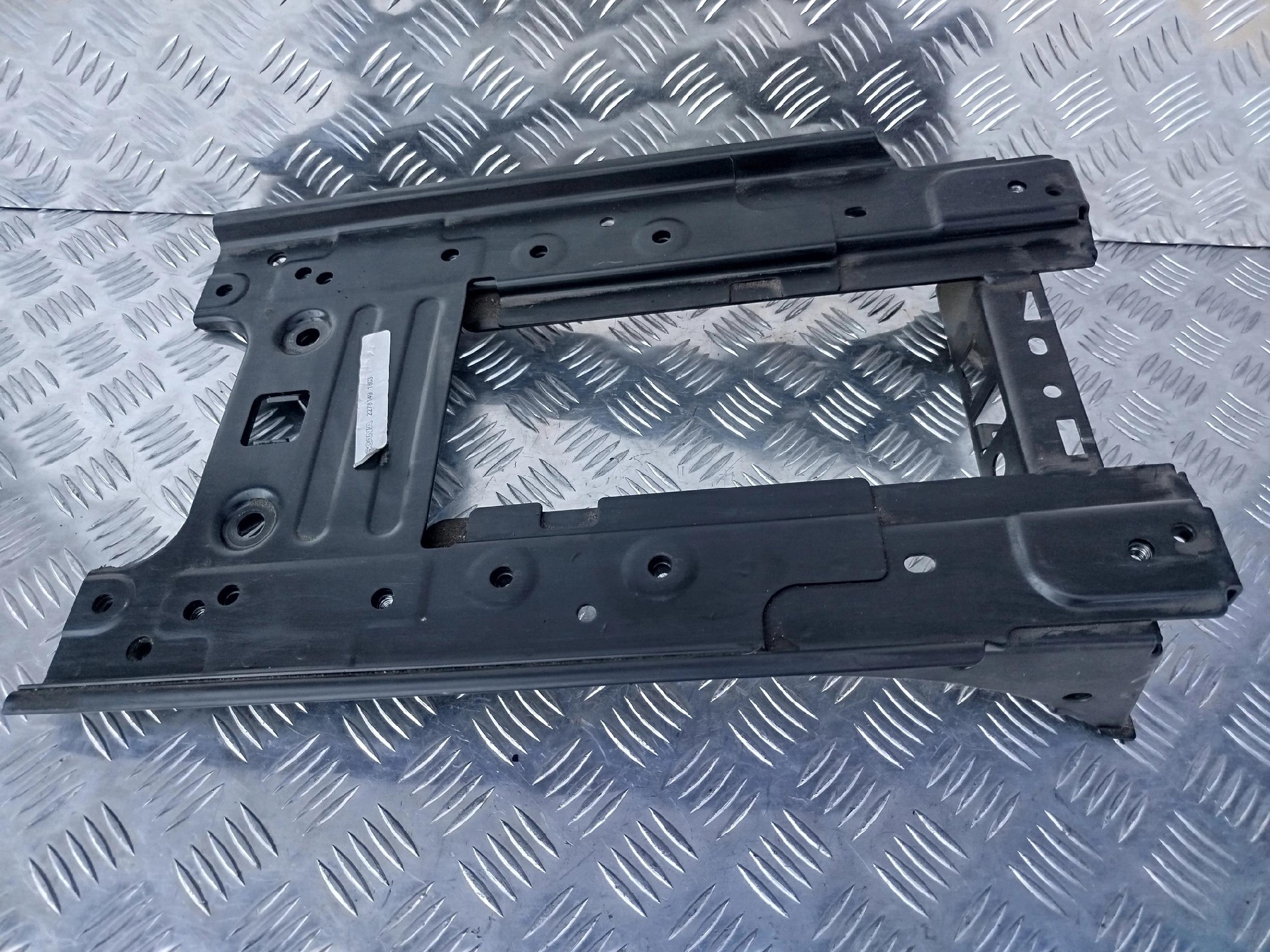 PODSTAWA FOTELA LEWA SCANIA STREAMLINE - obrazek 5