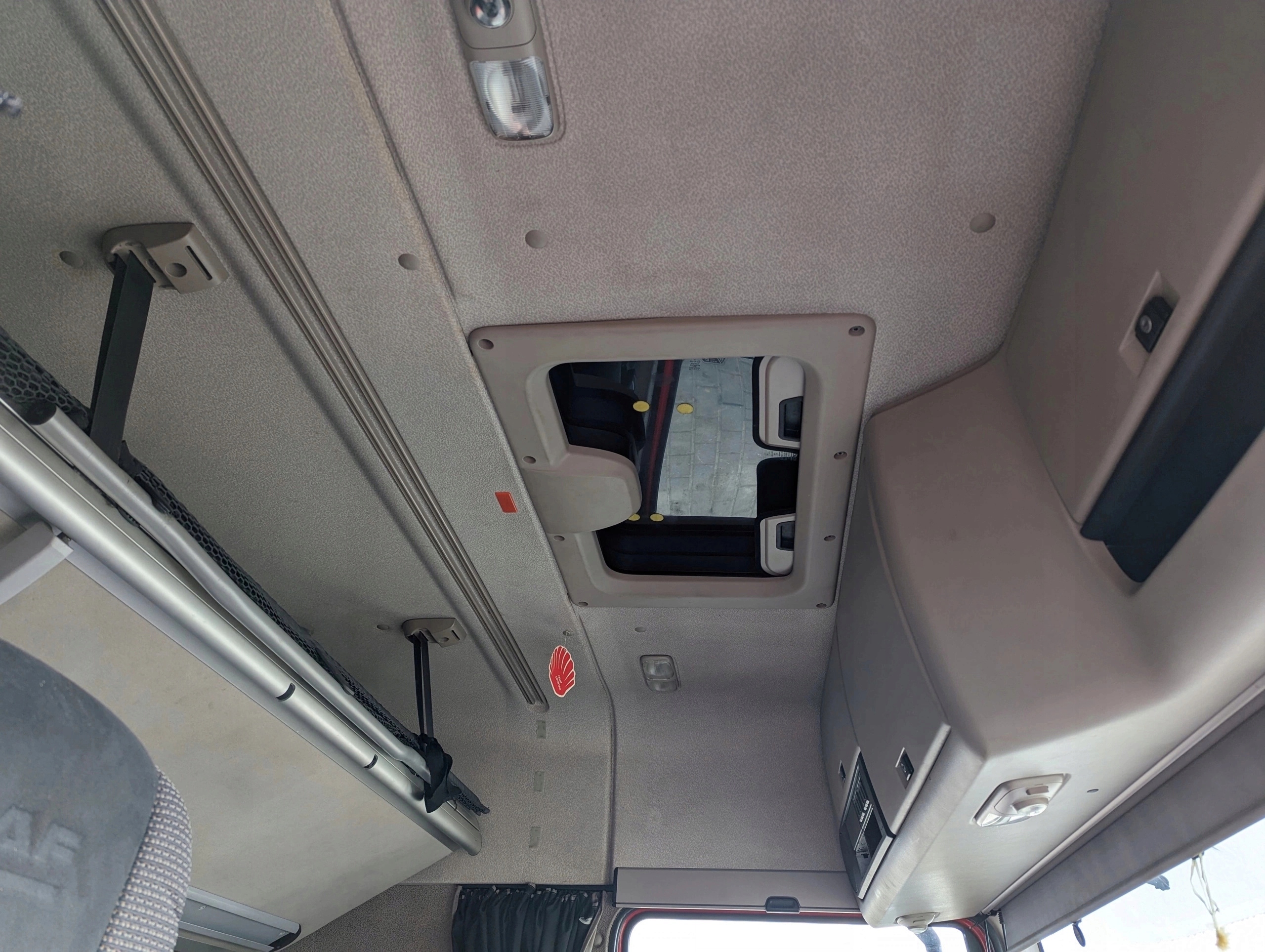 KABINA DAF XF 106 2014 ROK SC - obrazek 6