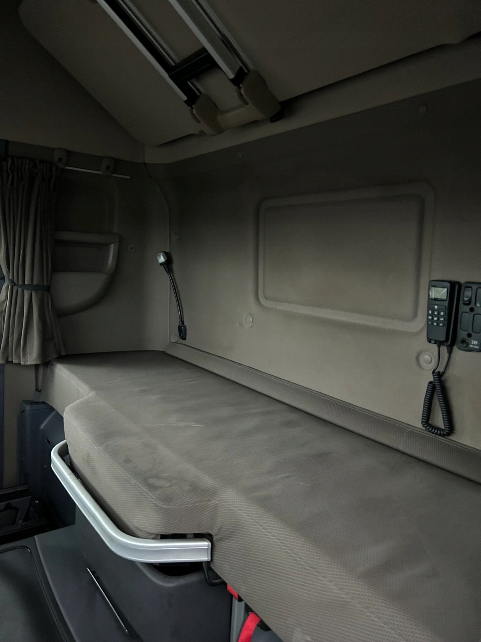 KABINA SCANIA CR19 TOPLINE STREAMLINE - obrazek 11