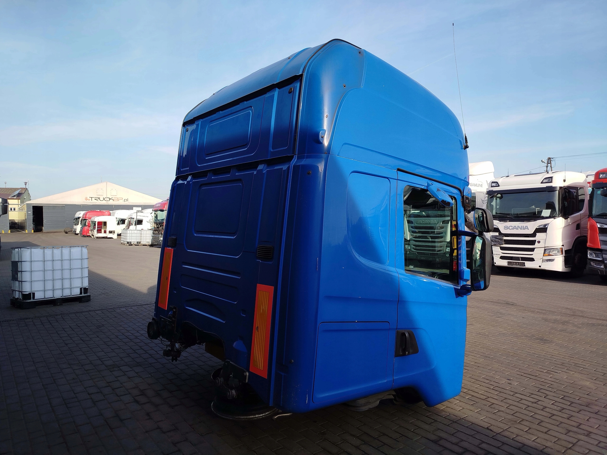 KABINA SCANIA R HPI TOPLINE 2011 ROK - obrazek 4