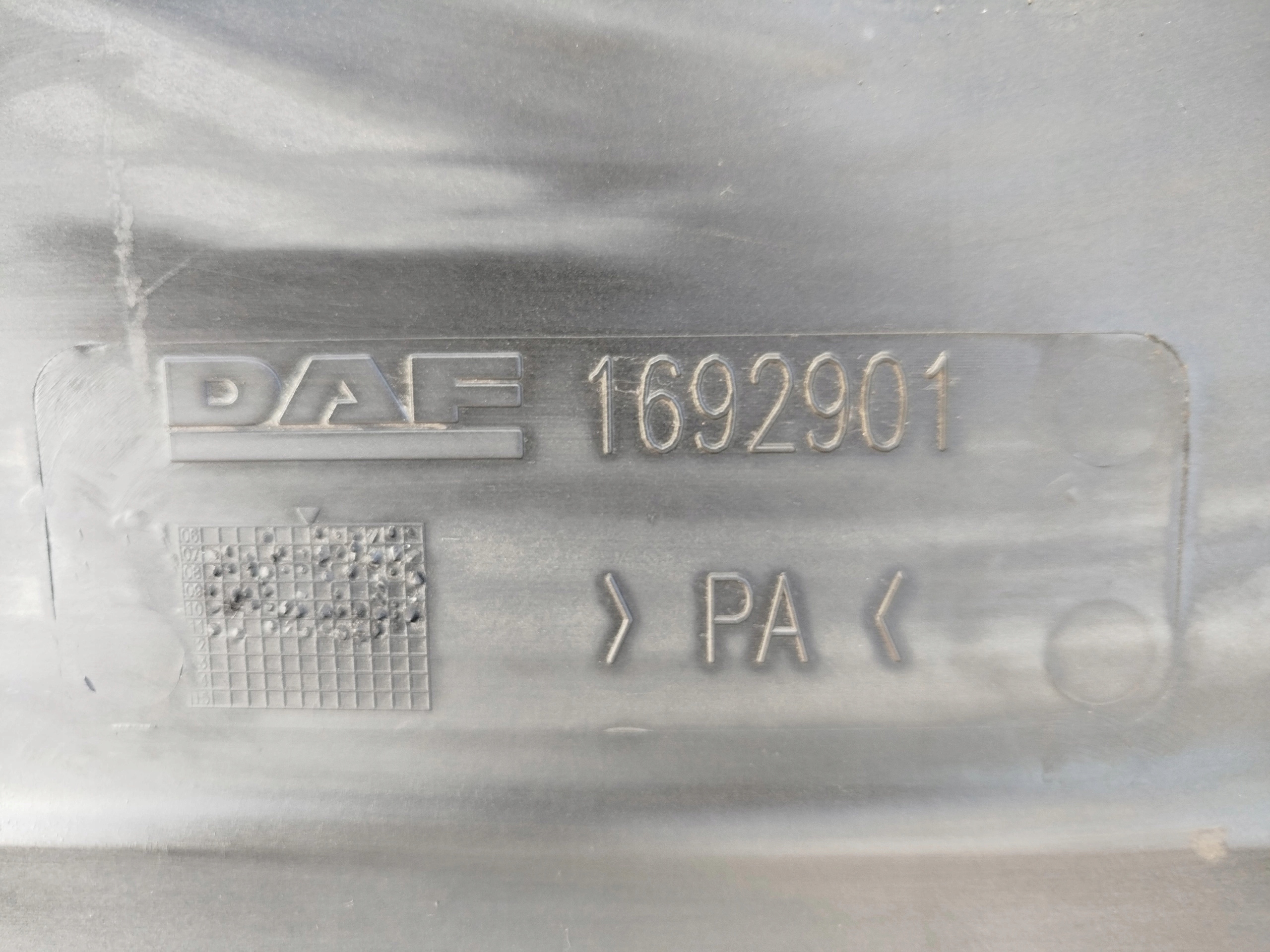 OBUDOWA TUNEL WENTYLATORA CHŁODNICY DAF XF 105 - obrazek 3