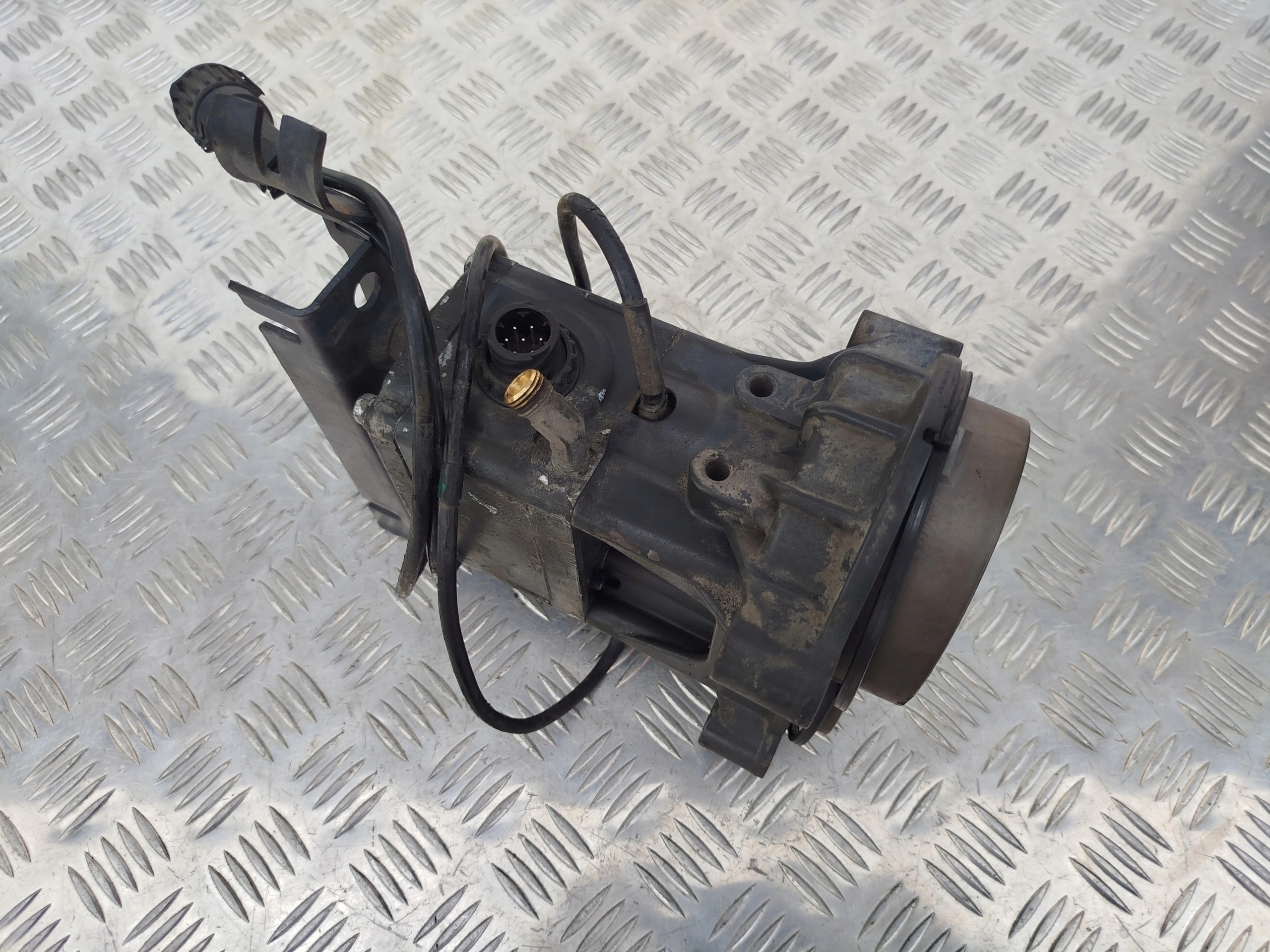 ZAWÓR CEWKI SKRZYNI BIEGÓW LORNETKA MANUAL SCANIA - obrazek 9