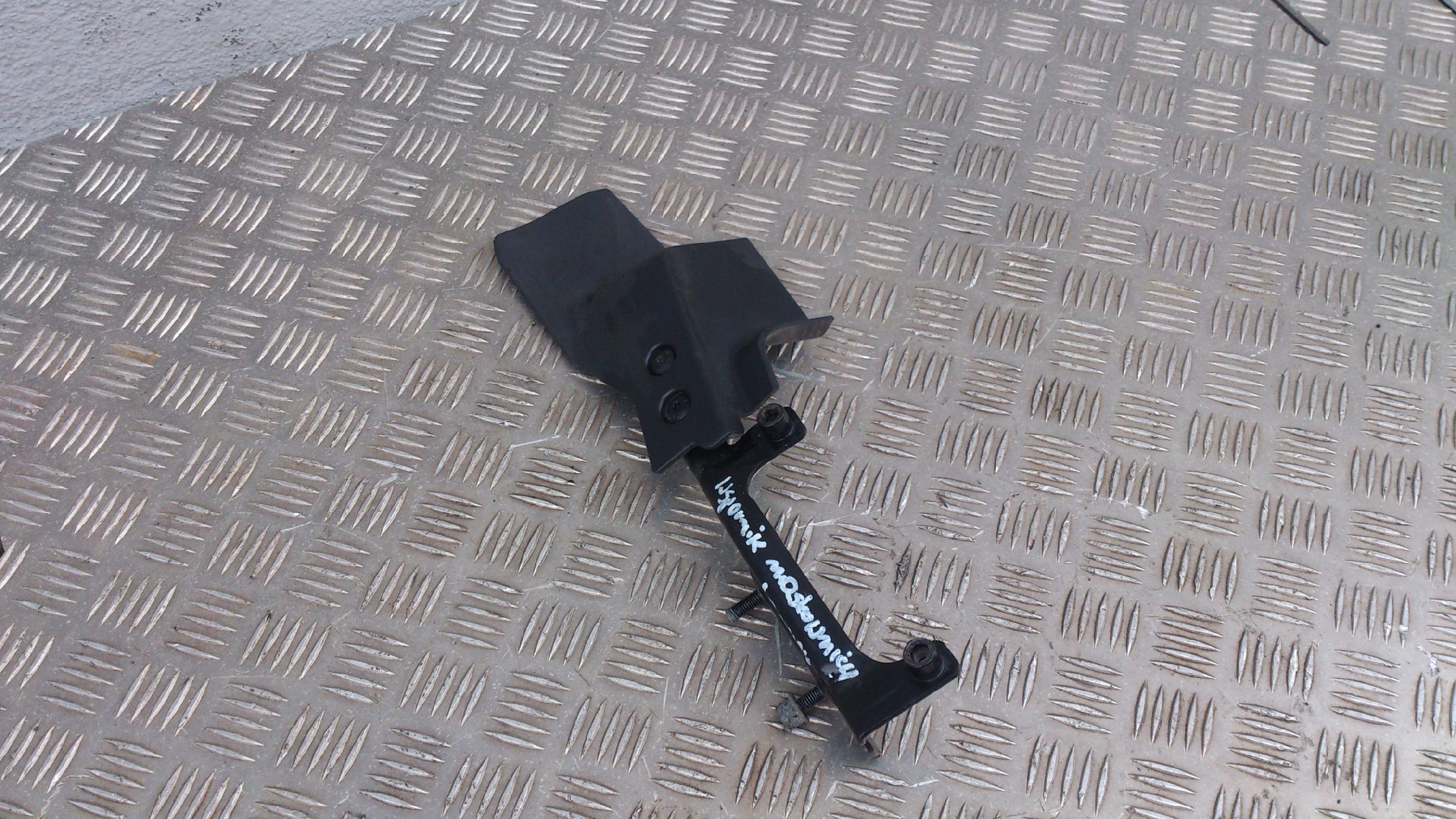 OSŁONA MASKOWNICA LAMPY PRZEDNIEJ SCANIA R S - obrazek 2