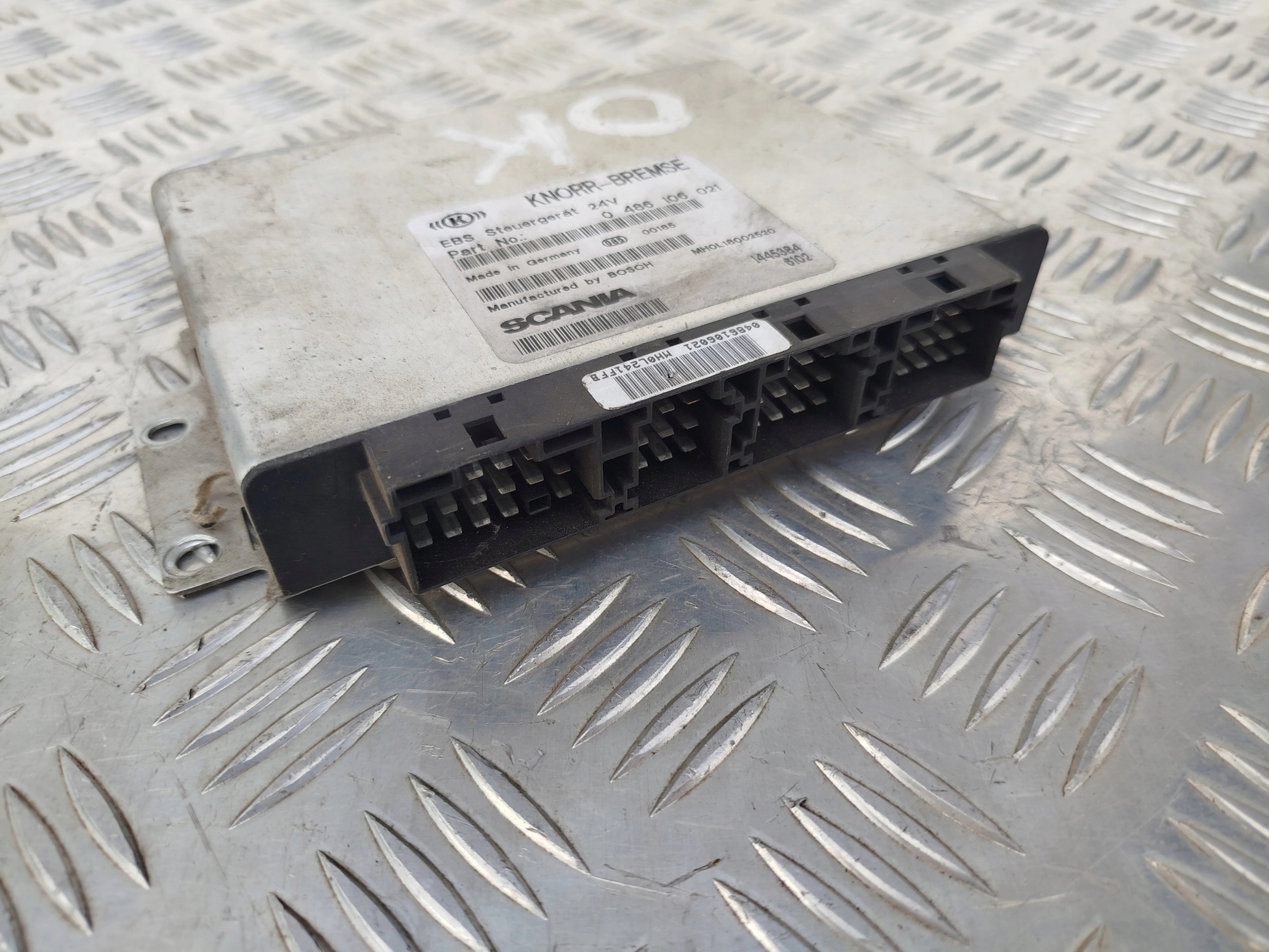 STEROWNIK EBS SCANIA 4 1445384 - obrazek 2