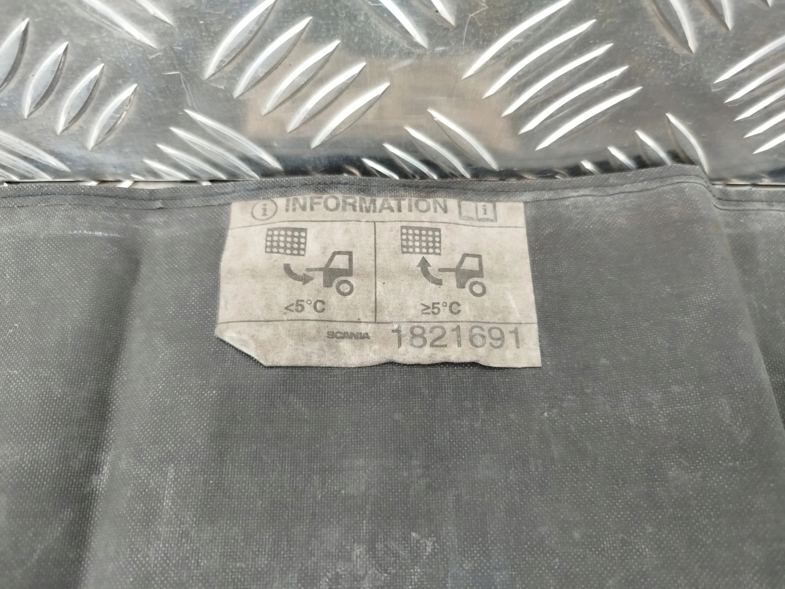 OSŁONA ROLETA SIATKA CHŁODNICY 1821691 - obrazek 2