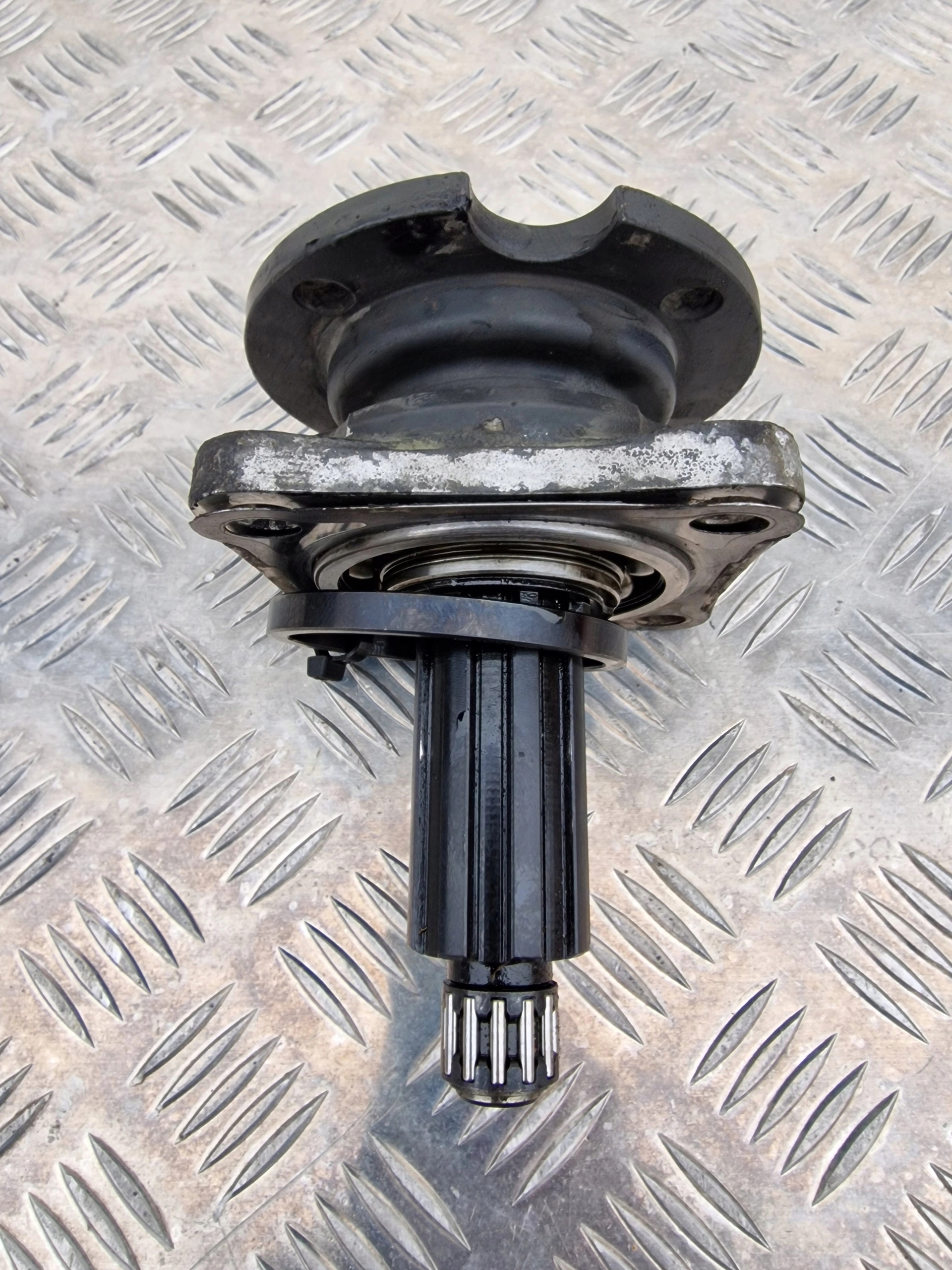 PRZYSTAWKA ODBIORU MOCY SCANIA GRS 905 - obrazek 2