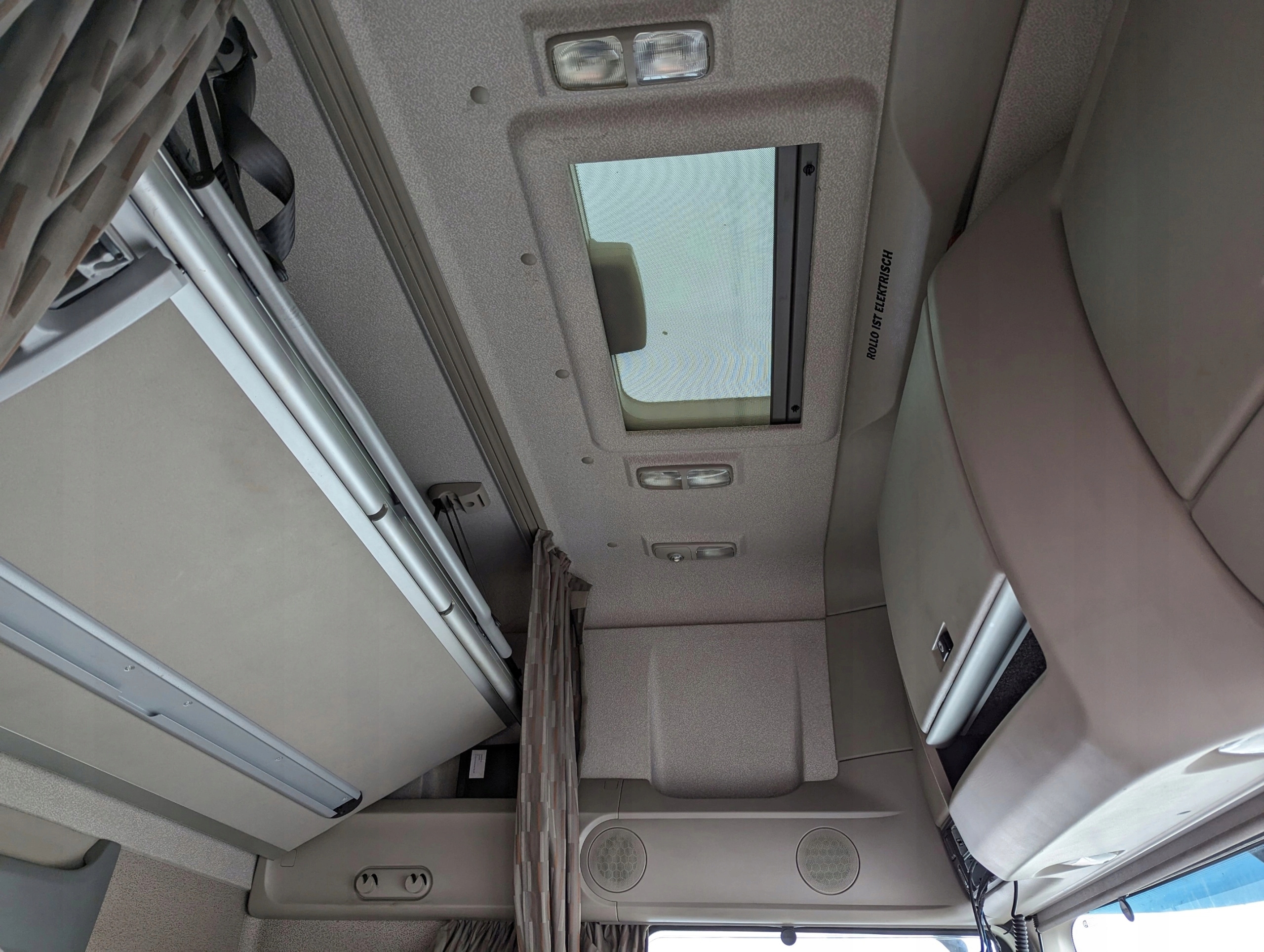 KABINA DAF XF 106 - obrazek 6