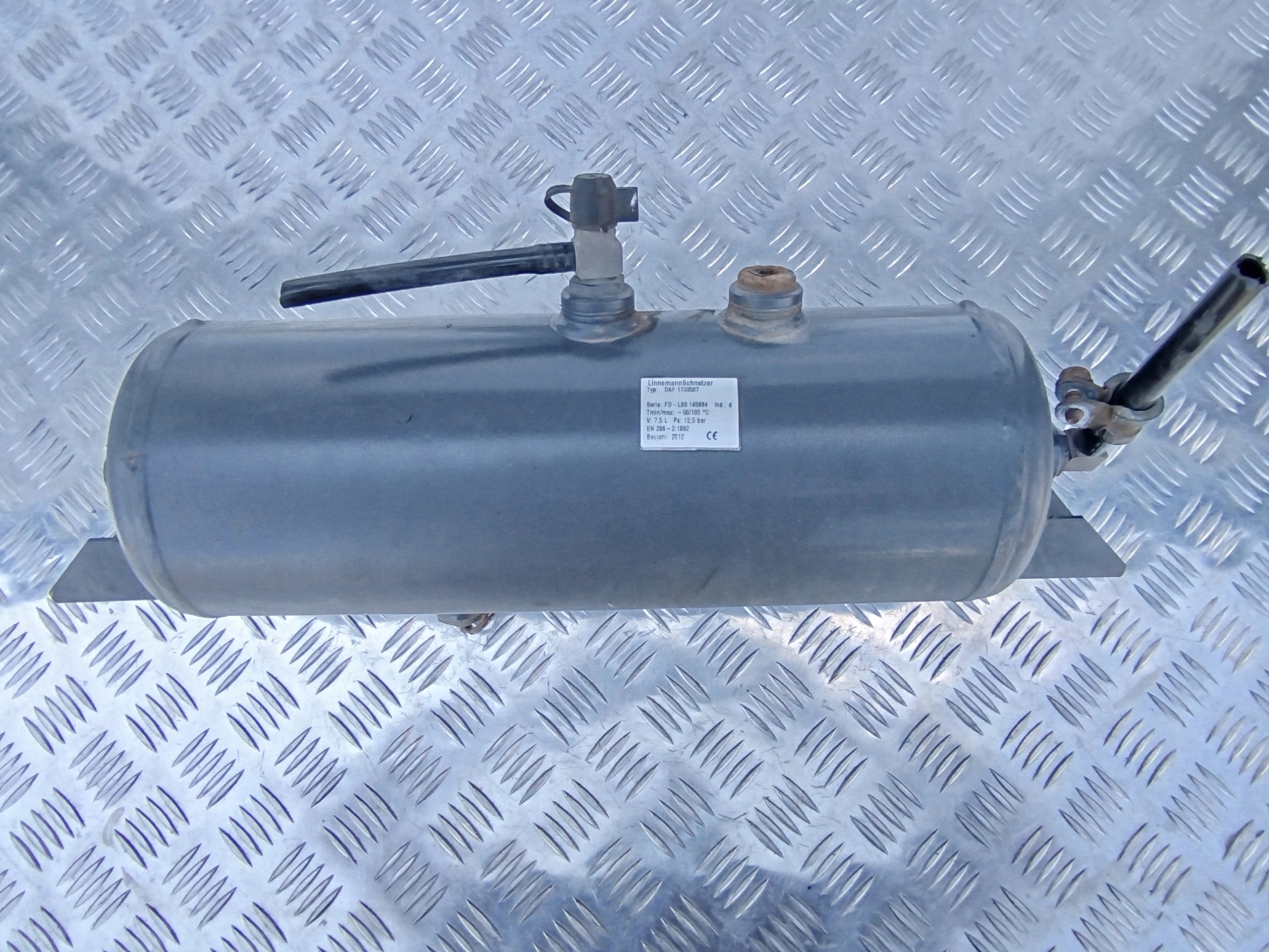 BUTLA ZBIORNIK POWIETRZA DAF XF 106 - obrazek 2