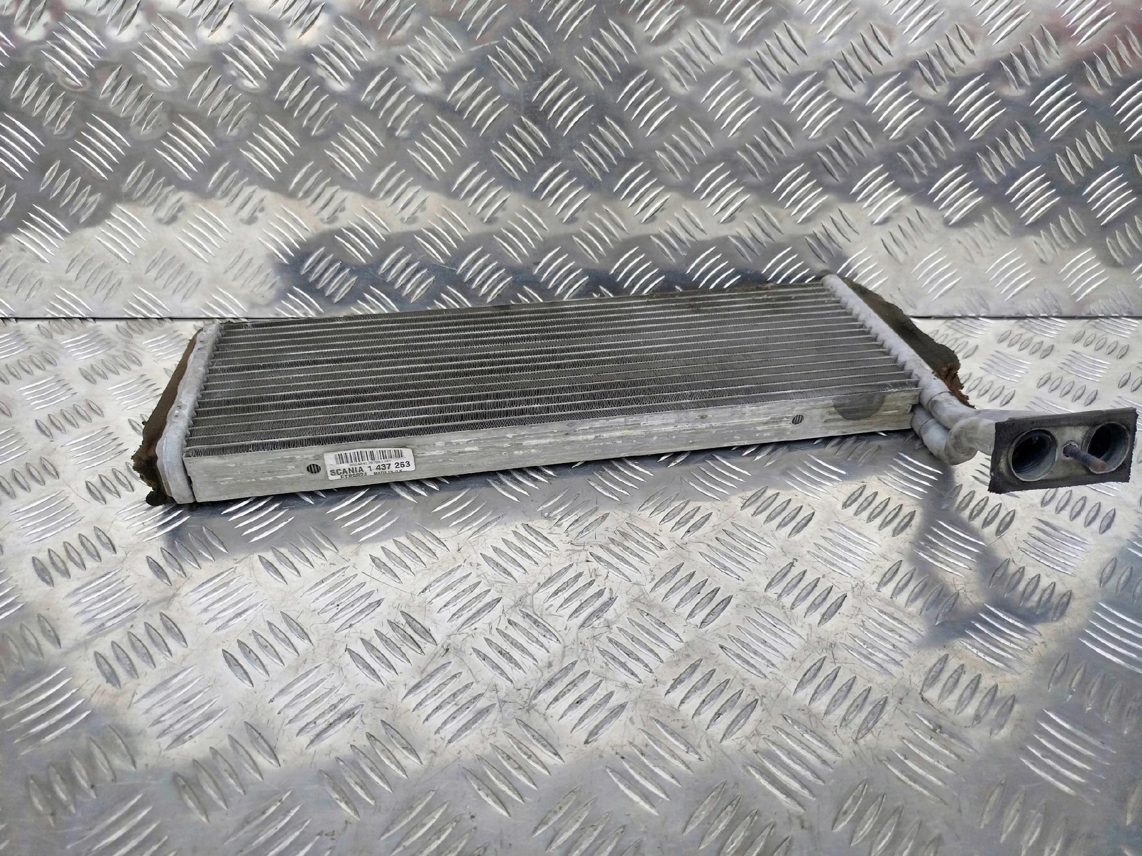 CHŁODNICZKA CHŁODNICA NAGRZEWNICY SCANIA NTG - obrazek 8