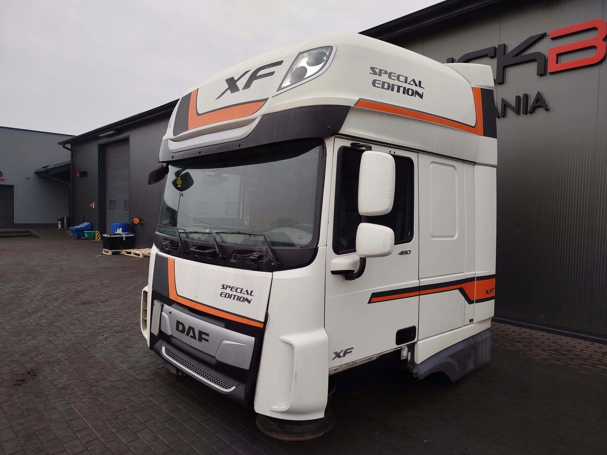 KABINA SSC SPACE CAB DAF XF 106 LIFT - obrazek 7