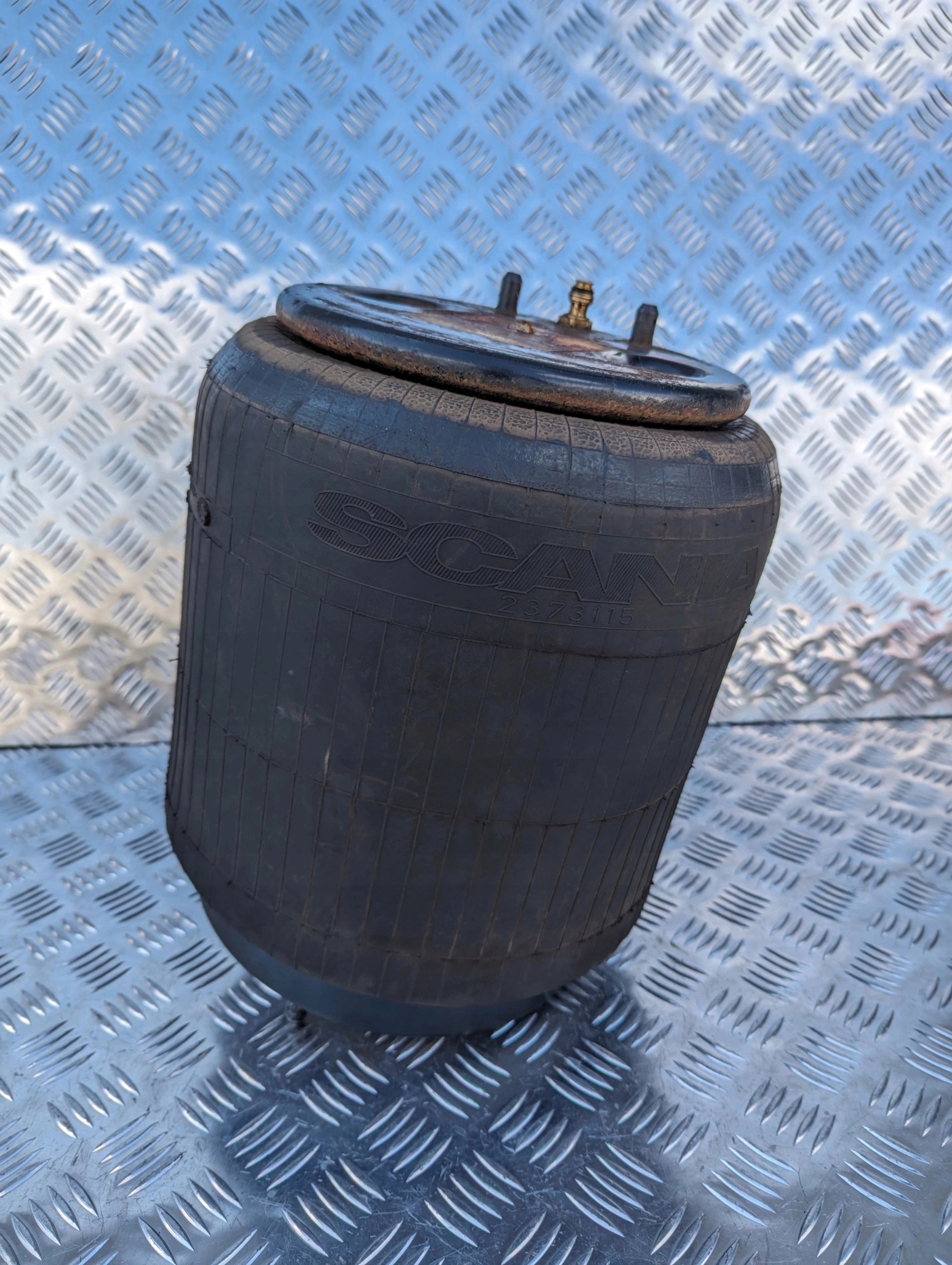 PODUSZKA ZAWIESZENIA OSI PRZEDNIEJ SCANIA NTG - obrazek 2