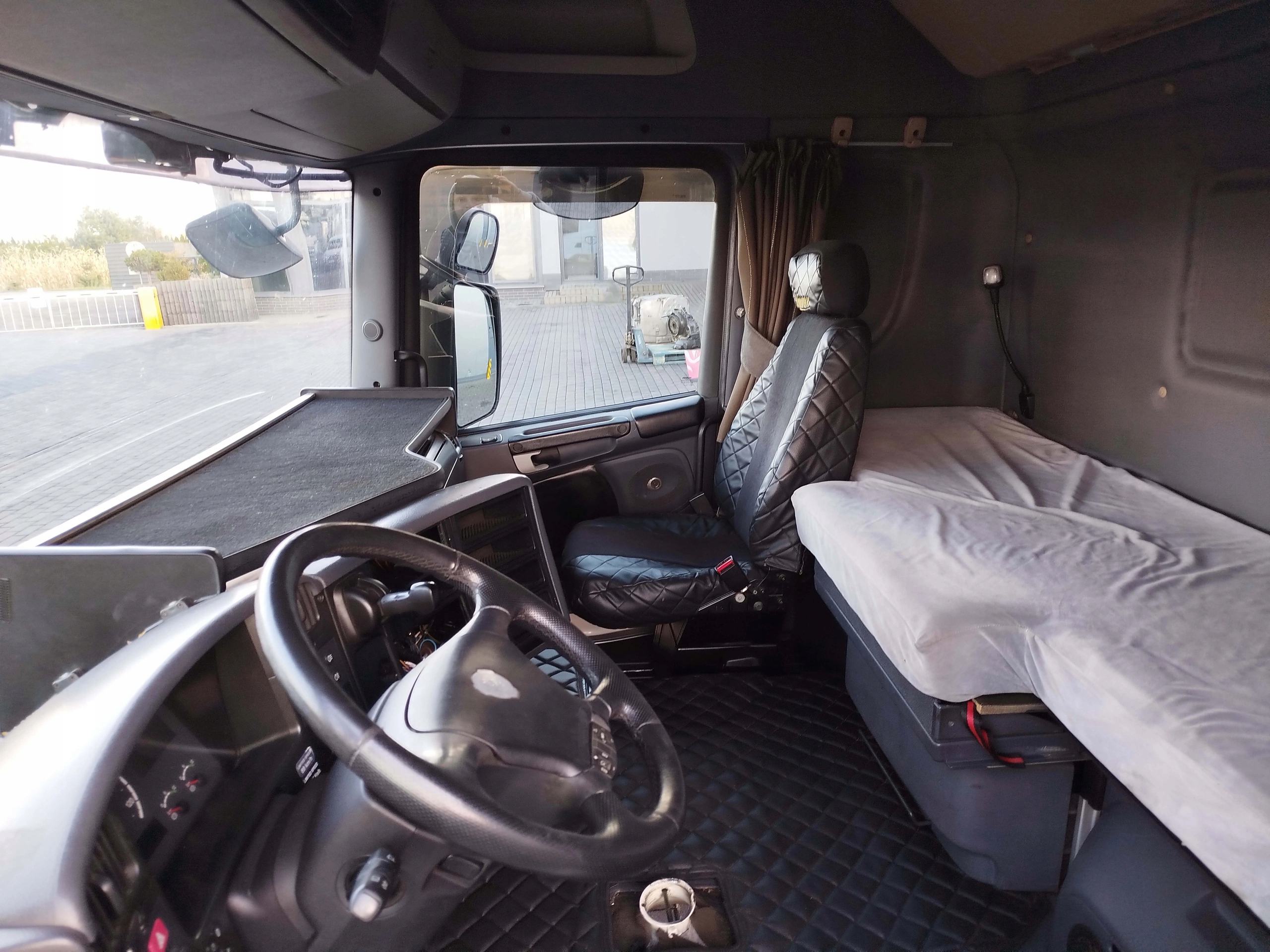 KABINA SCANIA R HPI TOPLINE 2010 ROK - obrazek 8