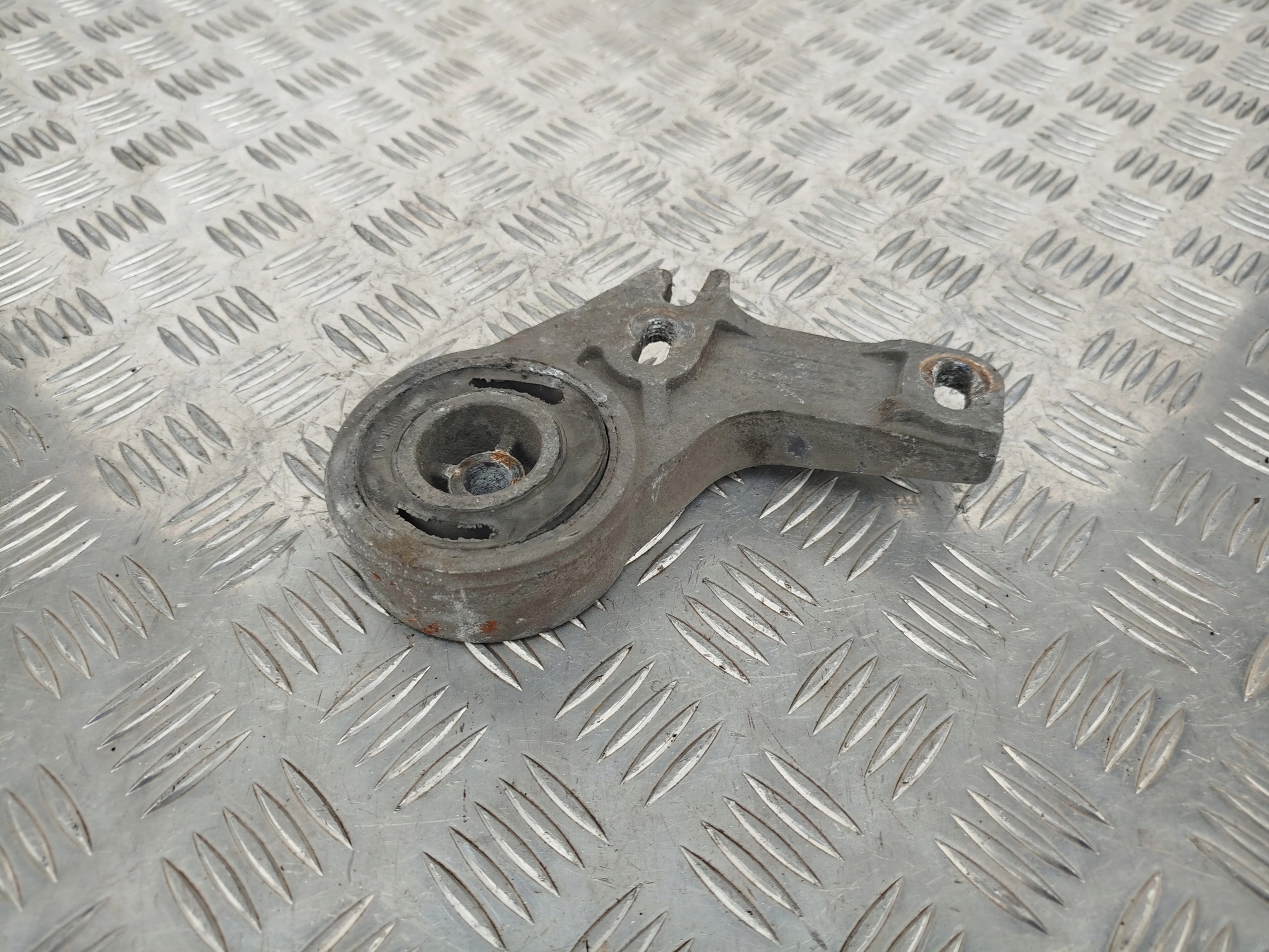 PODUSZKA CHŁODNICY INTERCOOLERA LEWA SCANIA R HPI - obrazek 2