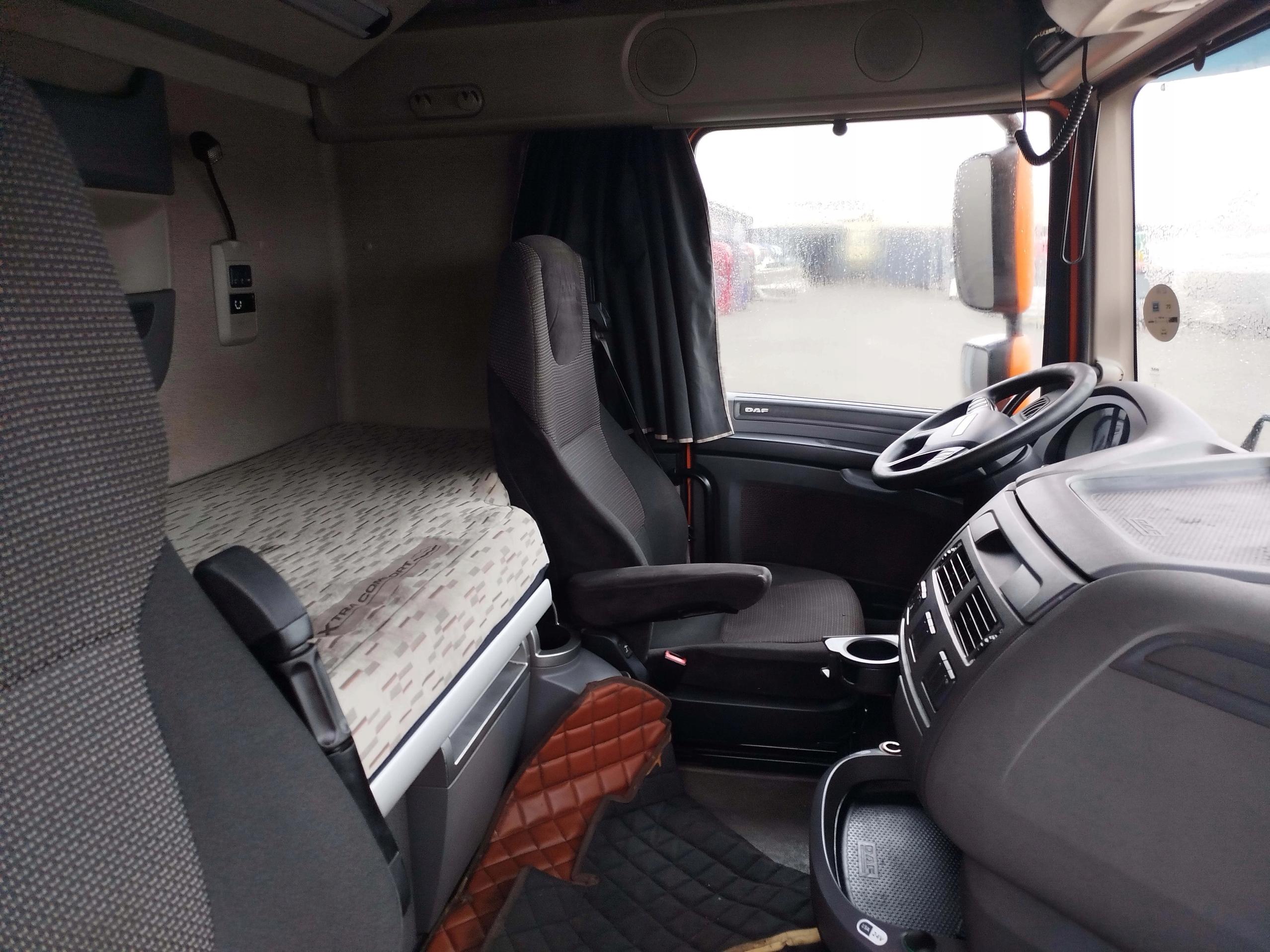 KABINA DAF XF 106 - obrazek 9