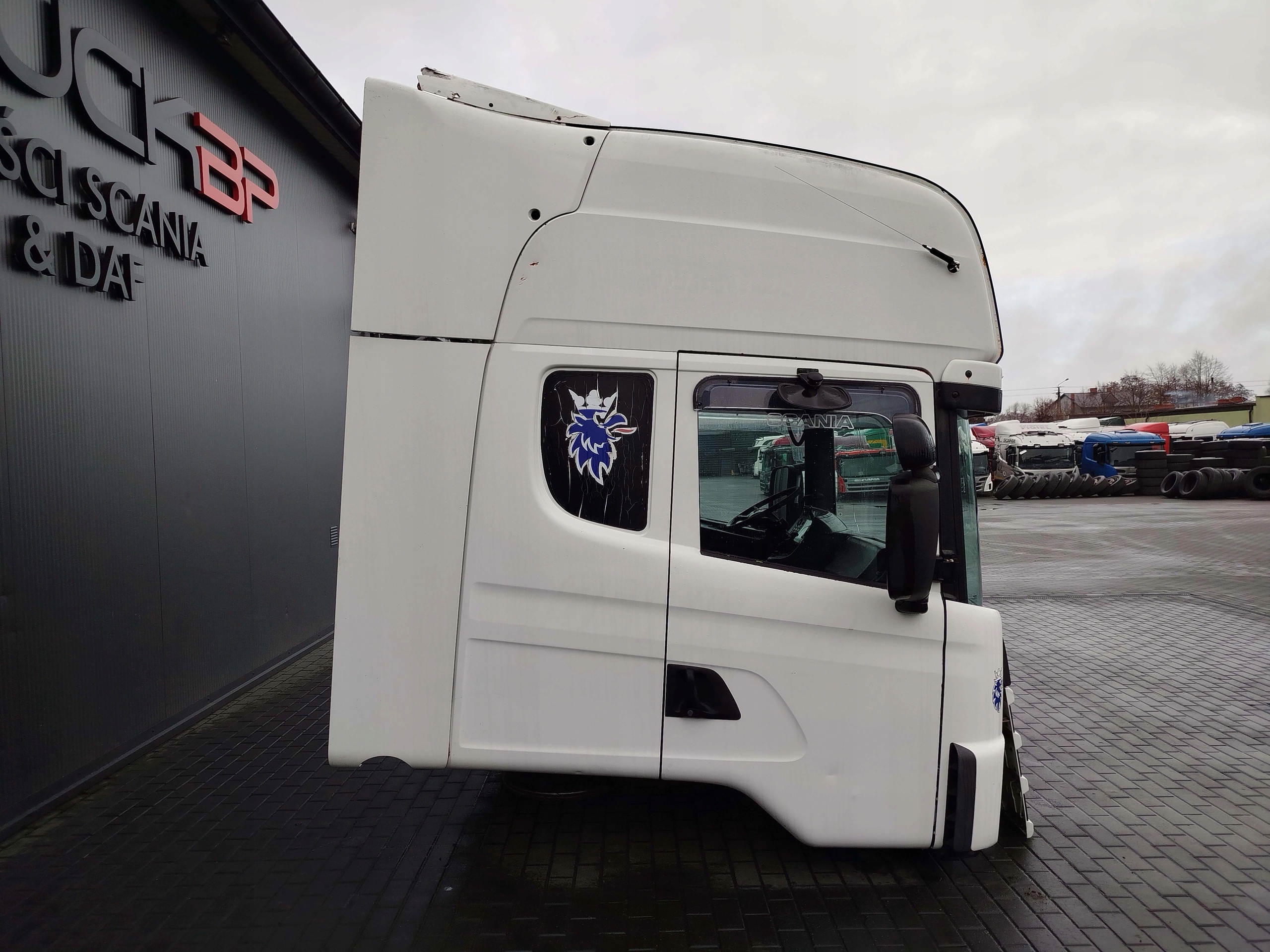 KABINA SCANIA 124 - obrazek 3