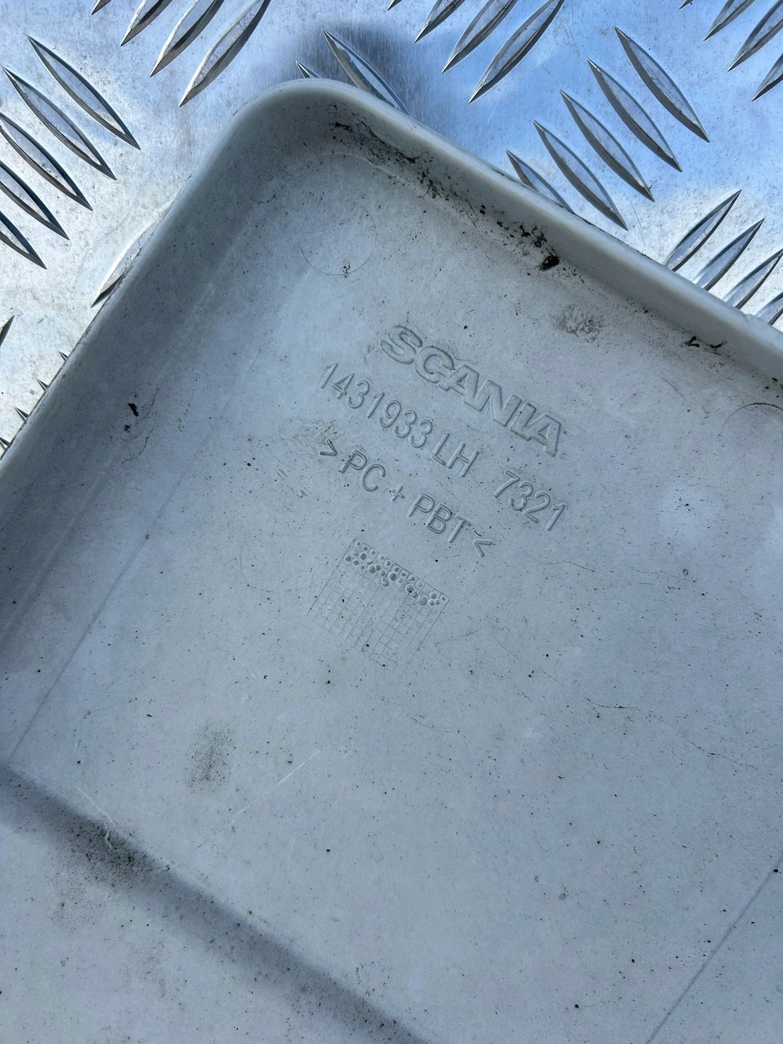 OSŁONA BŁOTNIKA KABINY SCANIA R - obrazek 15