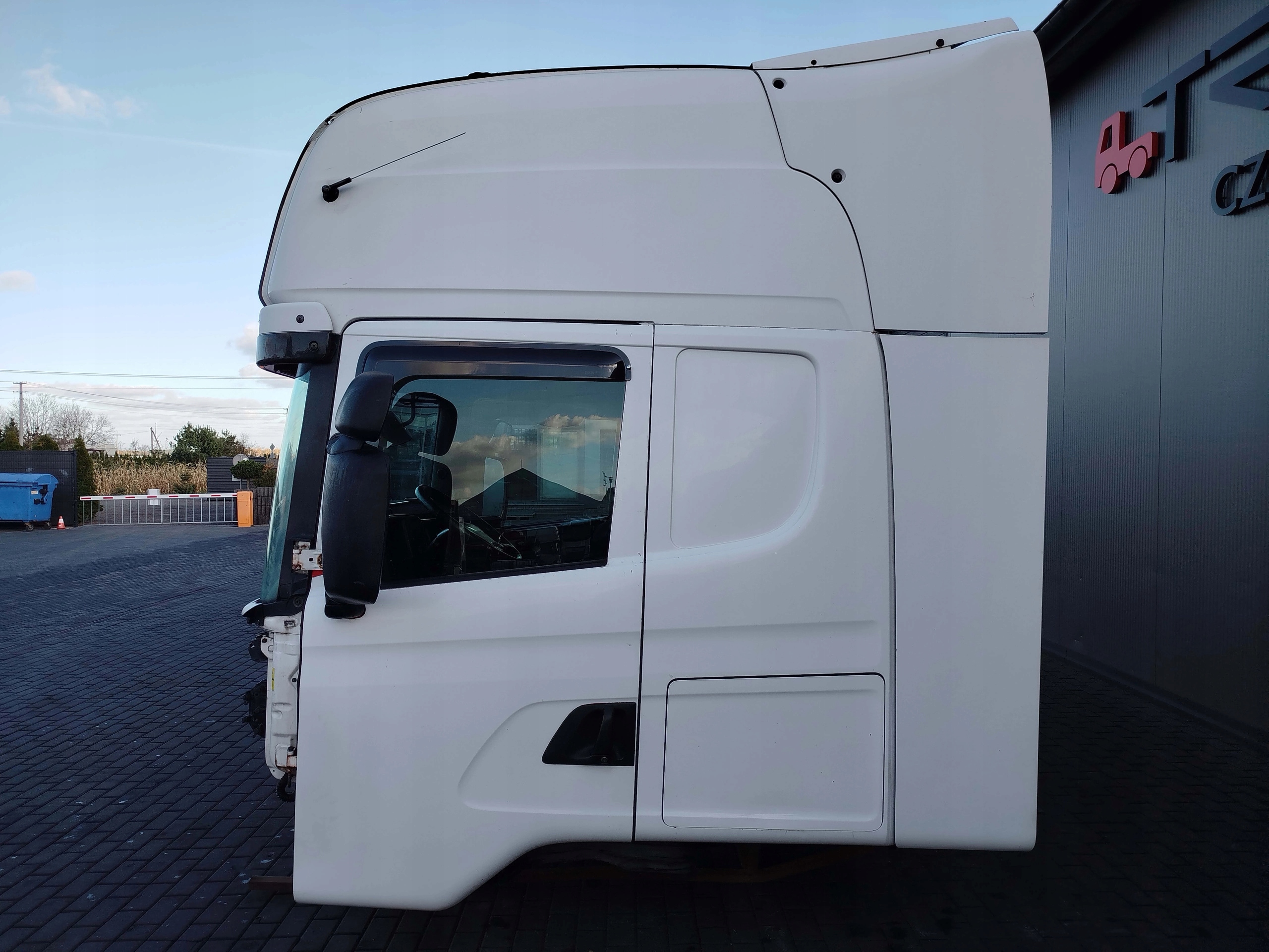 KABINA SCANIA R HPI TOPLINE 2010 ROK - obrazek 6