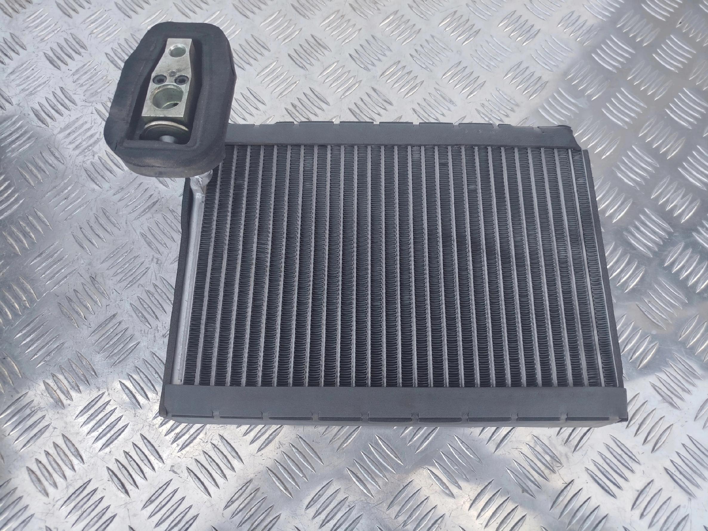 CHŁODNICZKA CHŁODNICA NAGRZEWNICY SCANIA NTG - obrazek 3