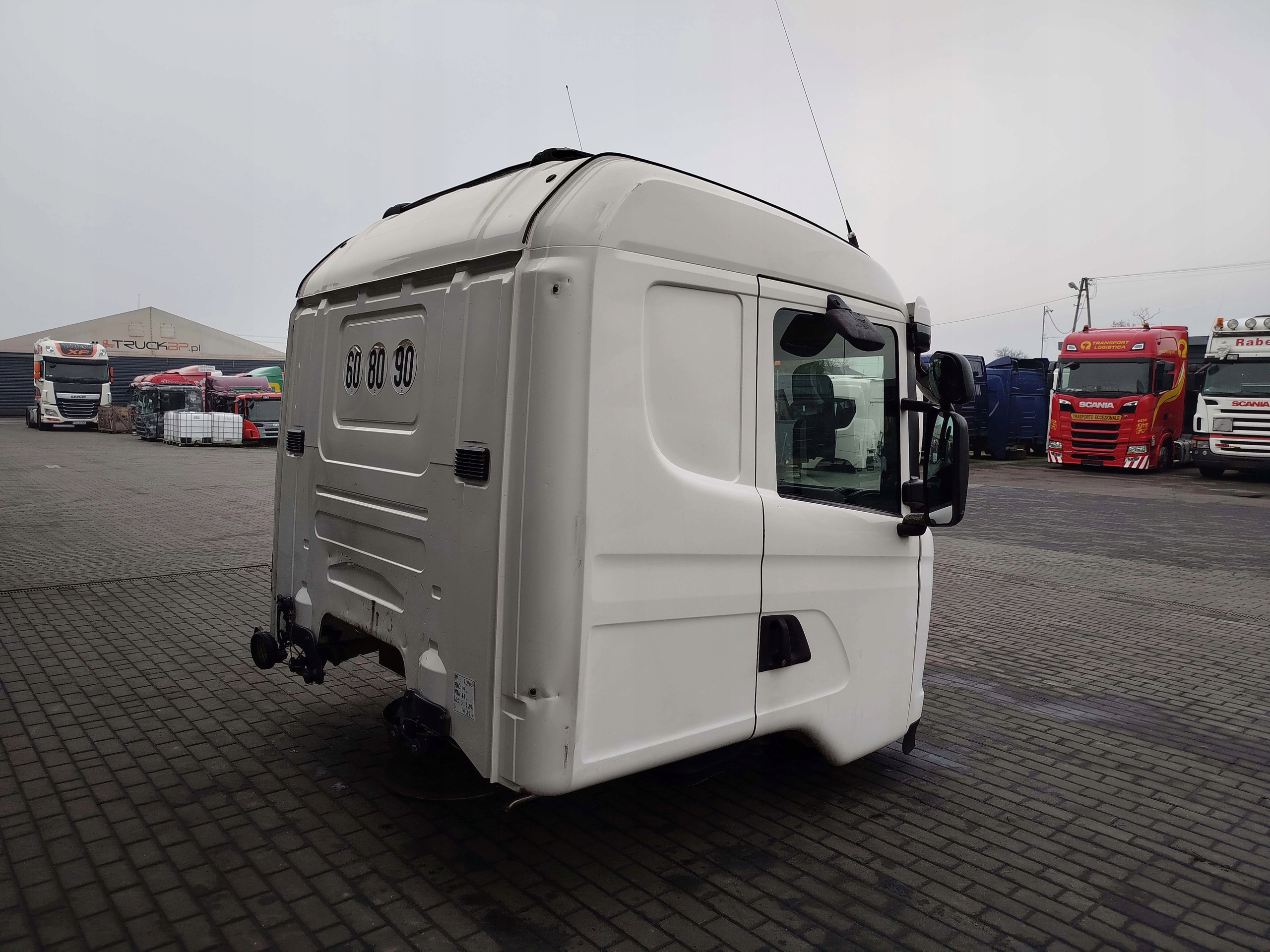 KABINA SCANIA CR 19 XPI STREAMLINE - obrazek 4