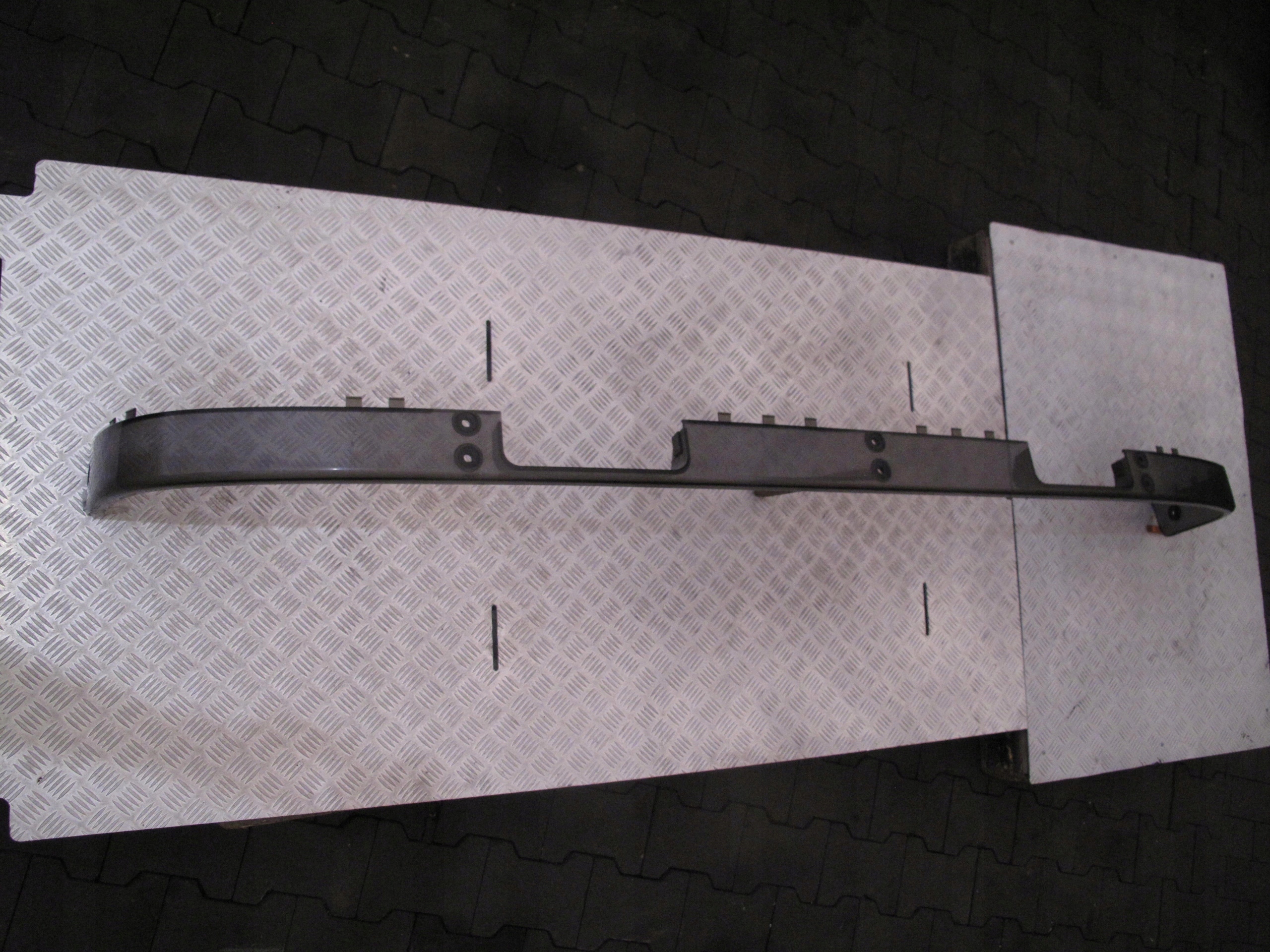 BLENDA PRZECIWSŁONECZNA SCANIA CR 19 DOLNA - obrazek 2