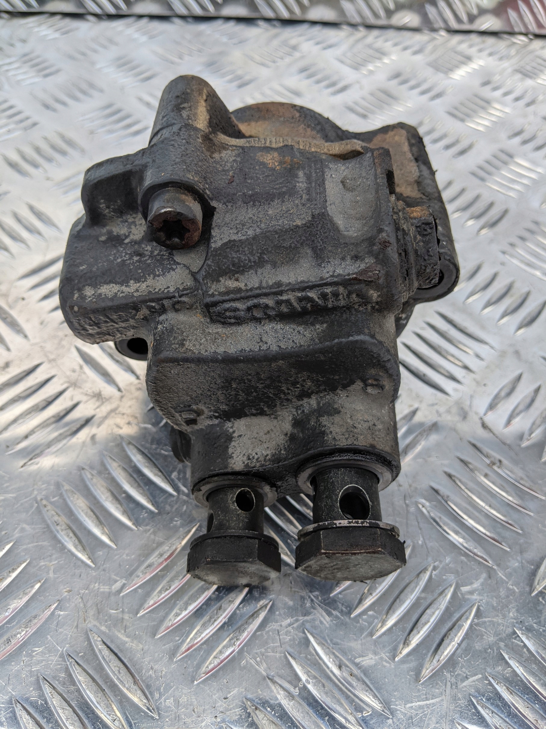 POMPA NISKIEGO CIŚNIENIA PALIWA SCANIA 520 V8 DC16 - obrazek 2