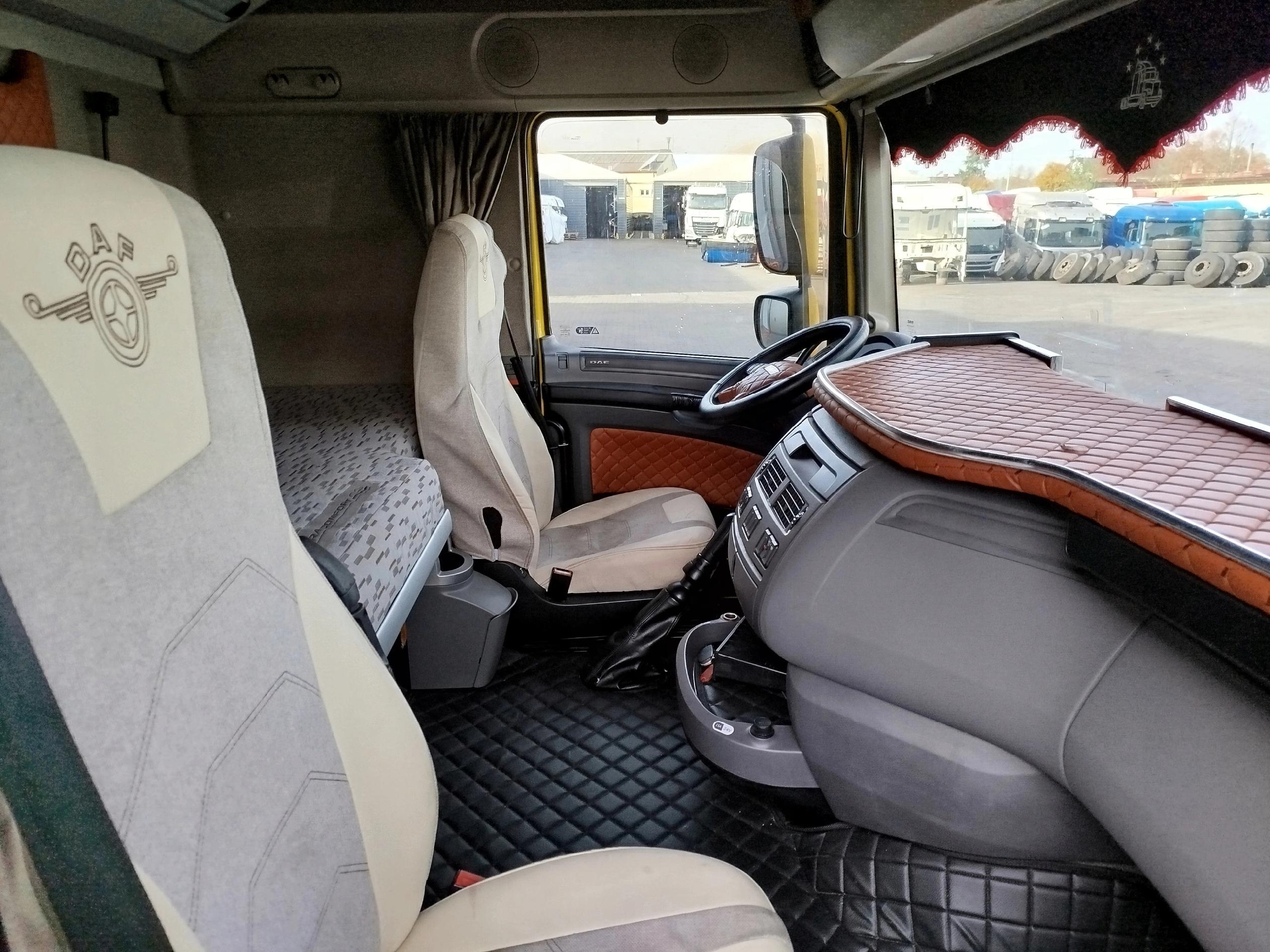 KABINA DAF XF 106 - obrazek 9