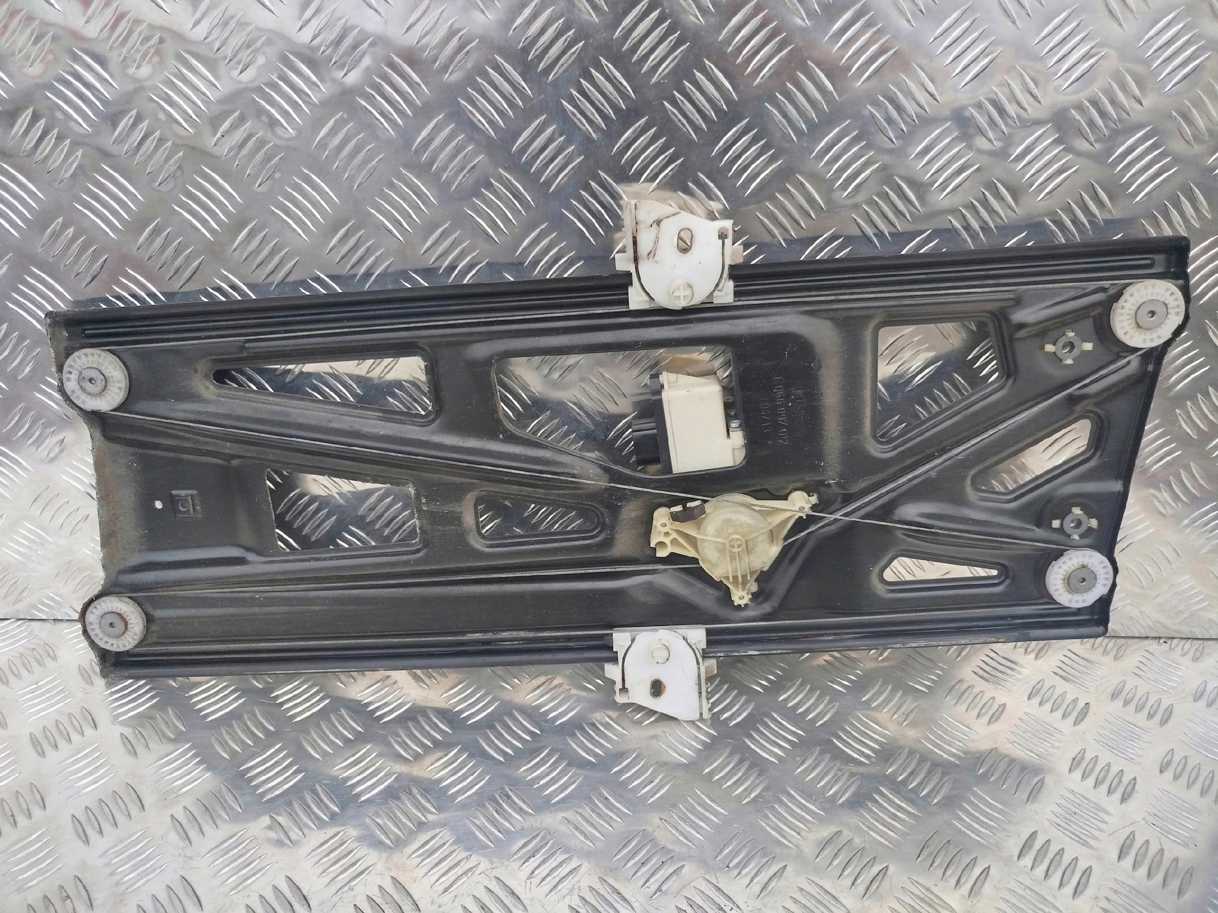 MECHANIZM PODNOSZENIA SZYBY PRAWY DAF XF 106 - obrazek 2