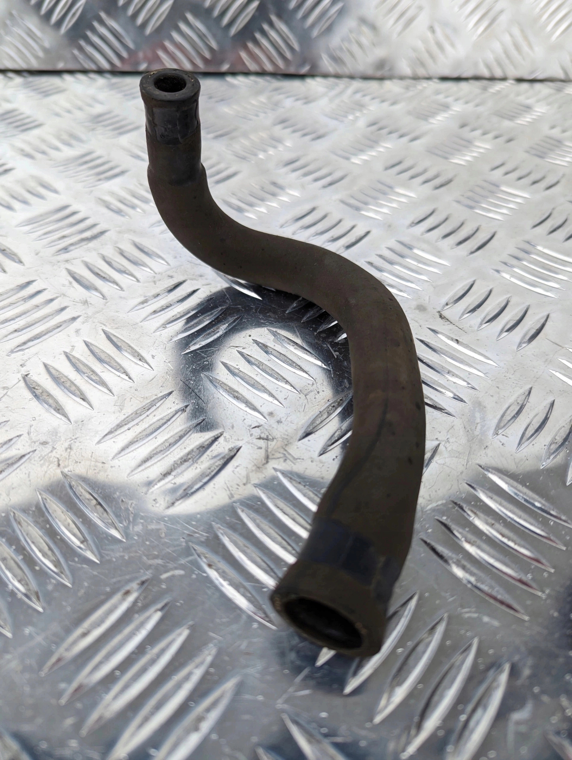 WĄŻ PRZWÓD WODY PŁYNU CHŁODZĄCEGO SCANIA NTG - obrazek 3