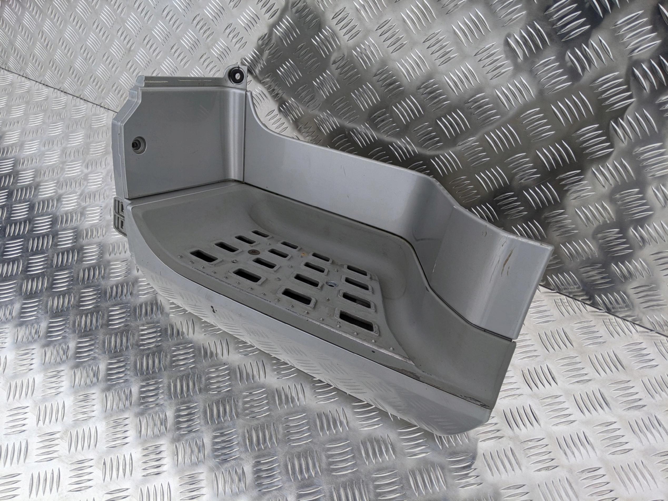 STOPIEŃ DOLNY LEWY OBUDOWA DAF CF EURO 6 - obrazek 2