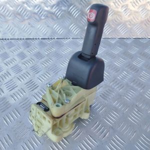 DZWIGNIA HAMULCA RĘCZNEGO SCANIA R