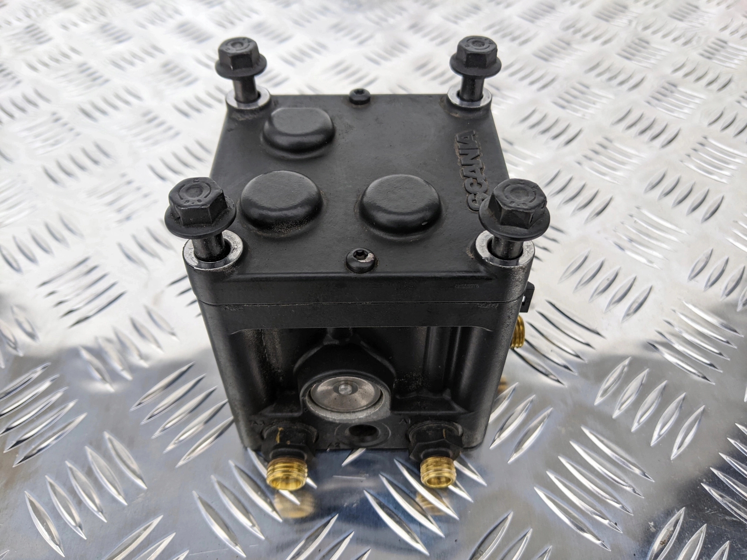 BLOK ZAWOROWY ZAWORÓW SCANIA NTG - obrazek 3