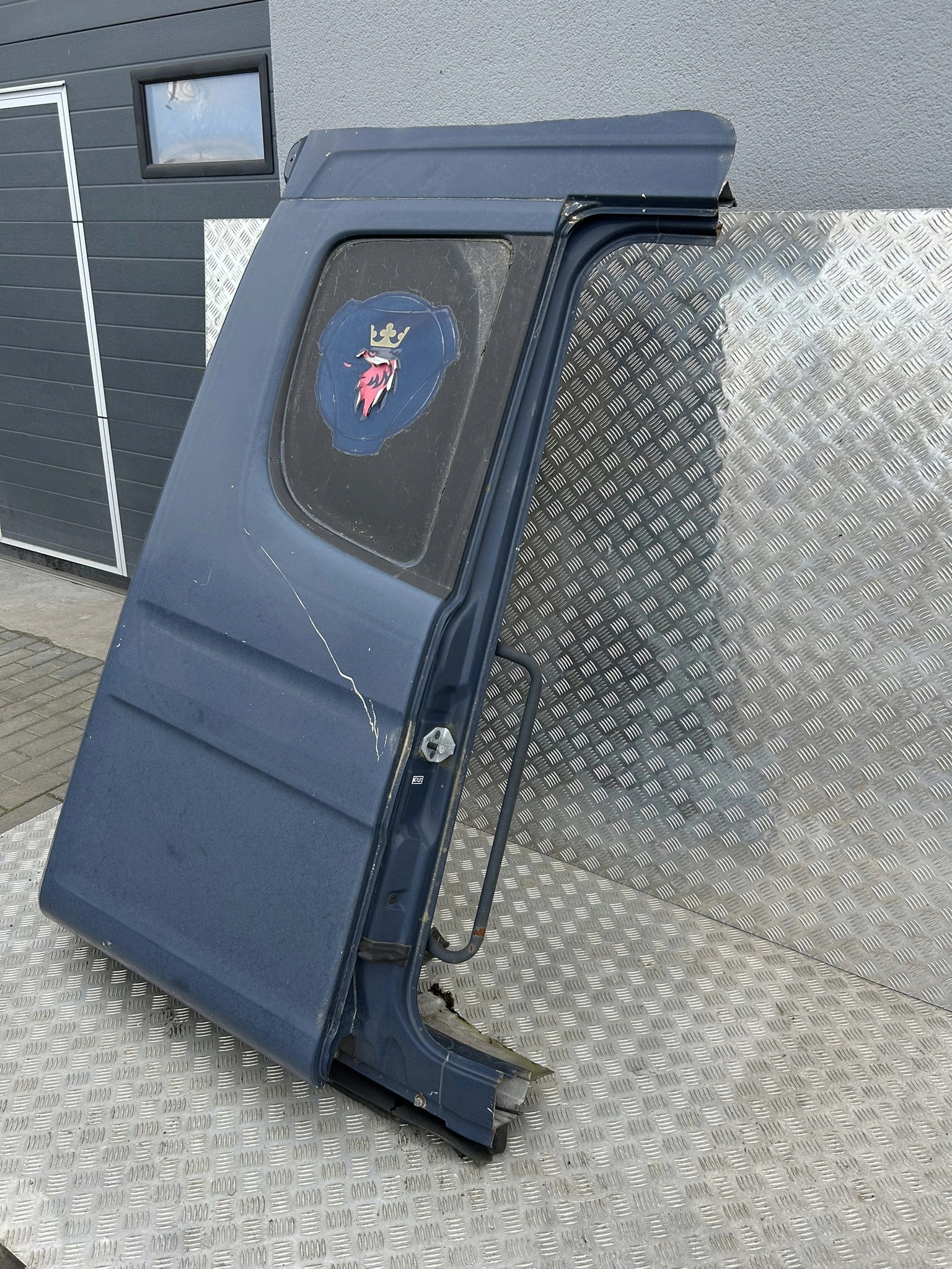 ĆWIARTKA KABINY SCANIA CR19 - obrazek 3