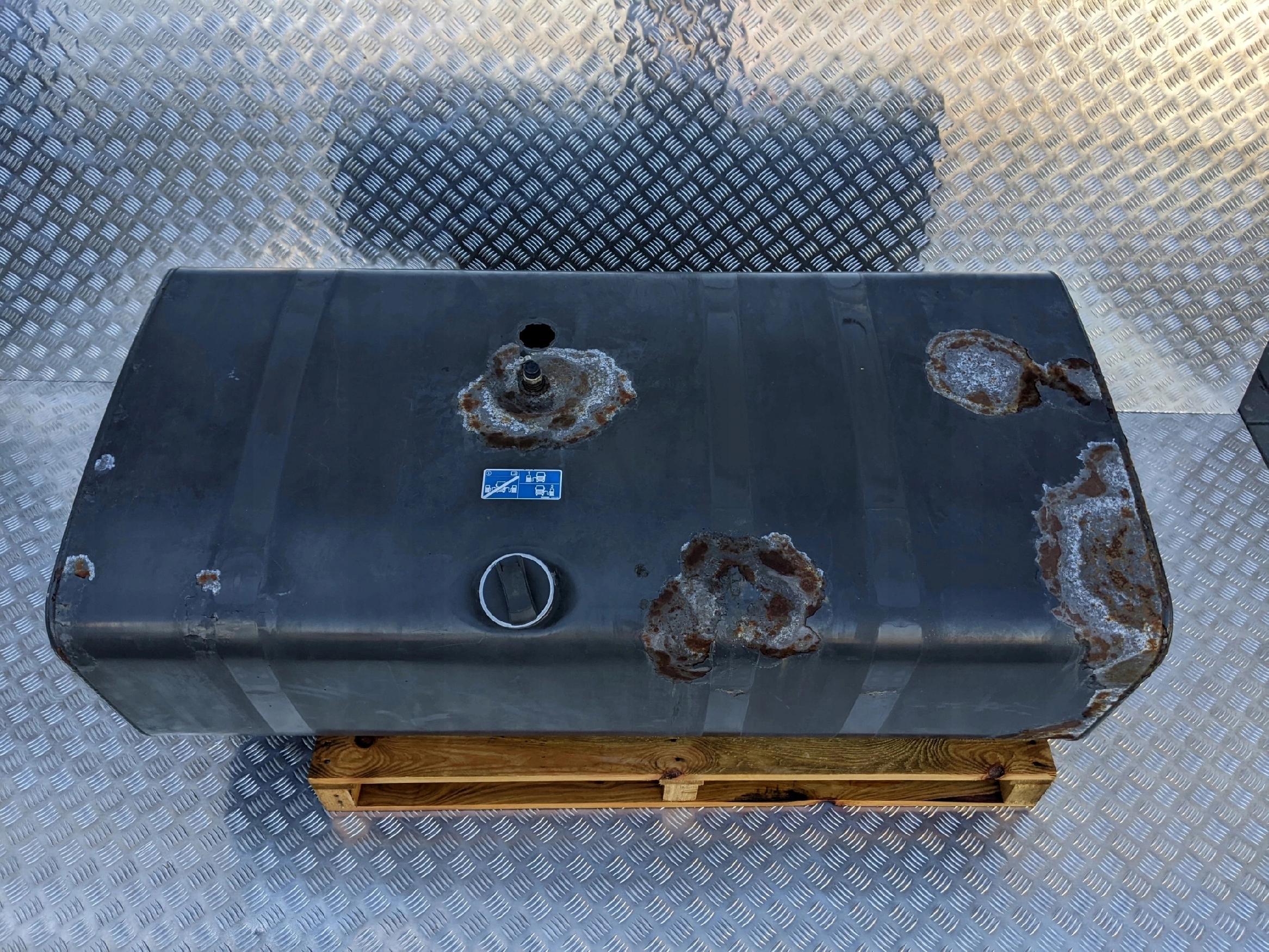 ZBIORNIK PALIWA SCANIA 450 LITRÓW - obrazek 2