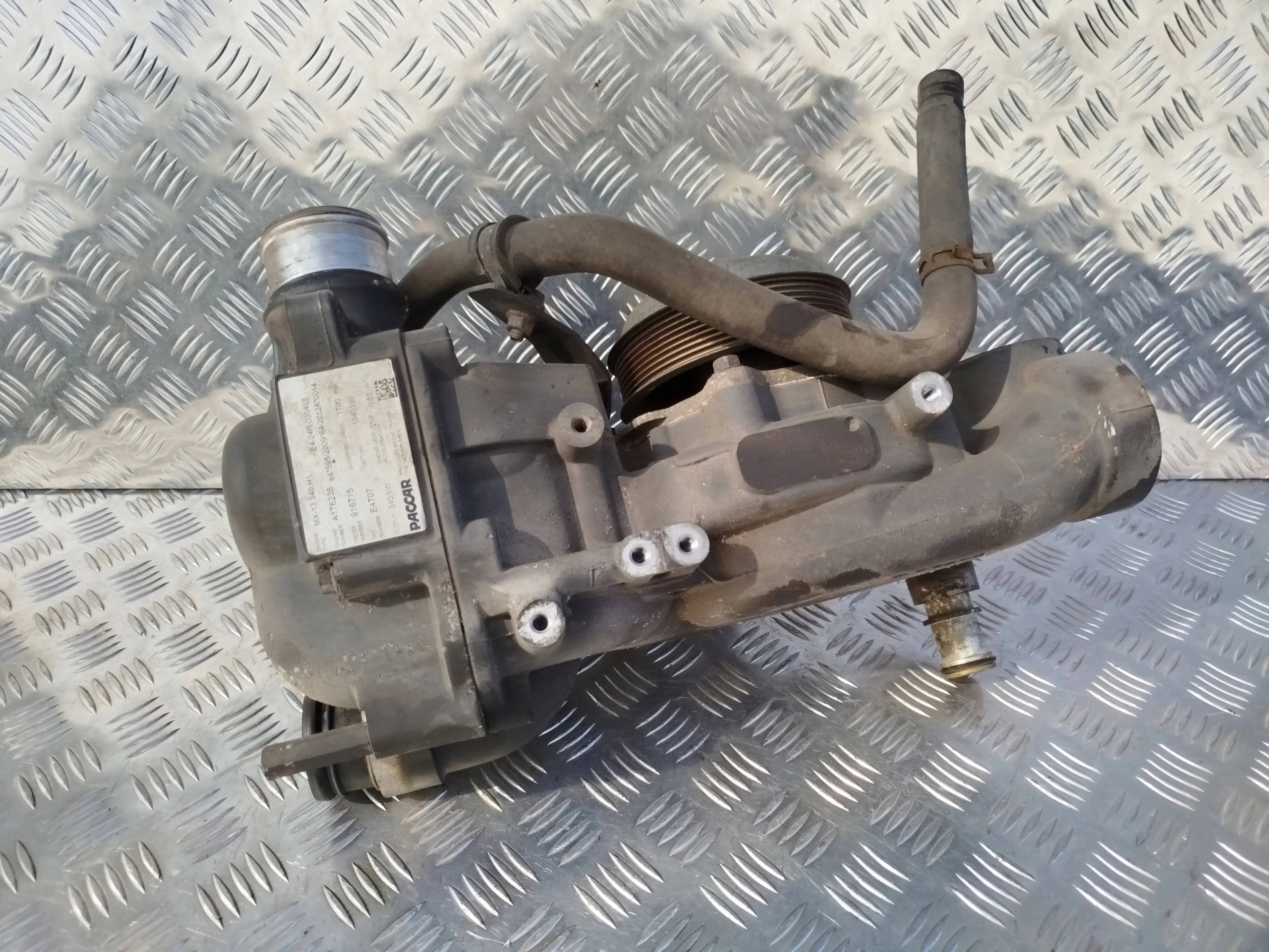 POMPA WODY DAF XF 106 - obrazek 2