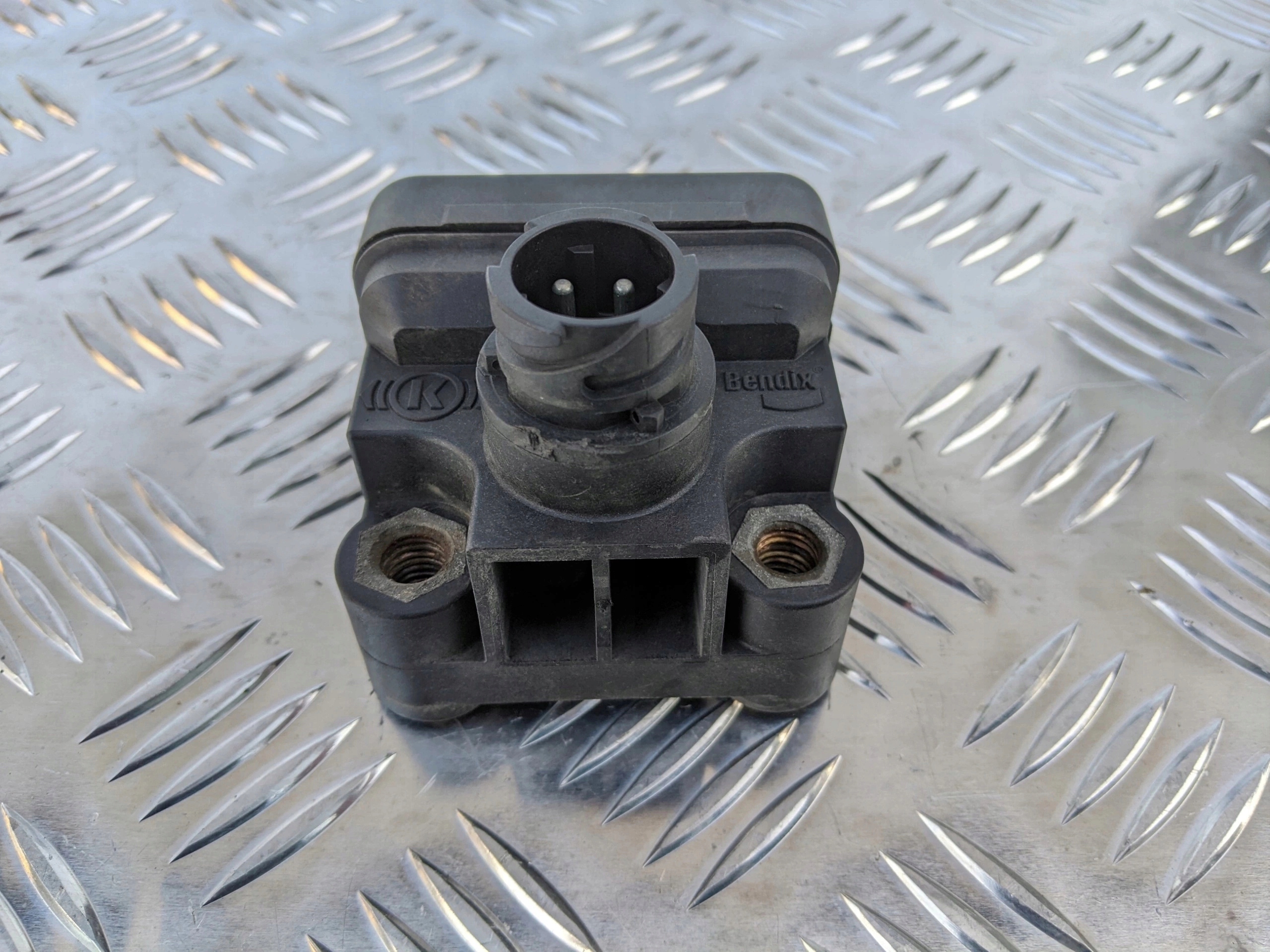 SENSOR CZUJNIK ESP SCANIA R - obrazek 2