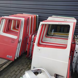 DRZWI DAF XF 105 LEWE
