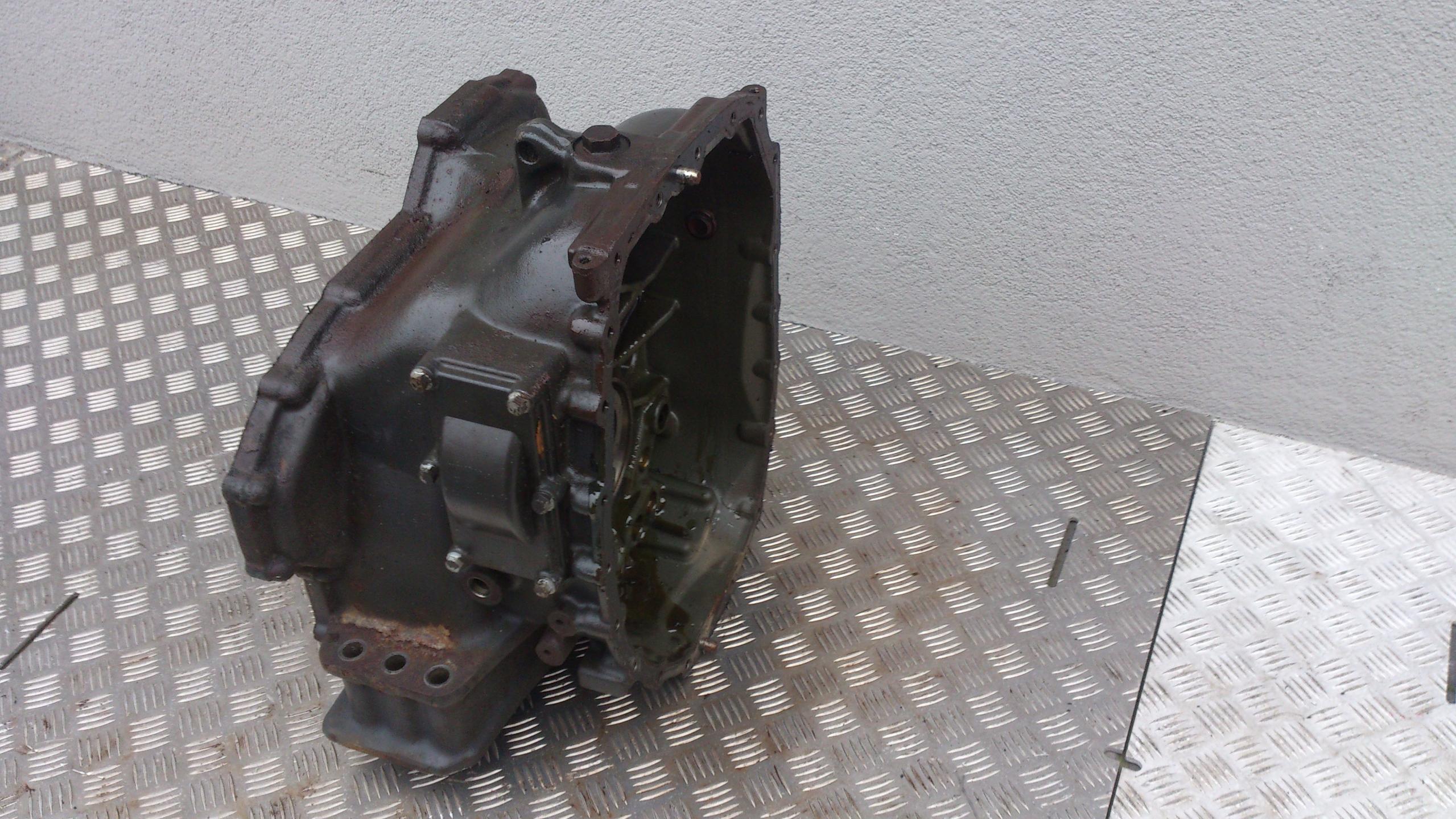 OBUDOWA SKRZYNI BIEGÓW ŚRODKOWA SCANIA R GRS 895 - obrazek 2