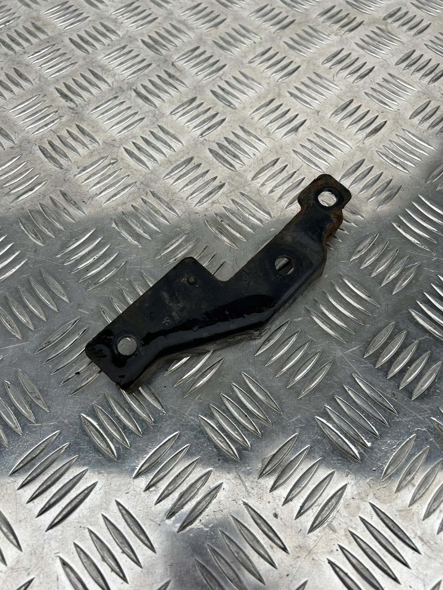 WSPORNIK MASKI KABINY SCANIA R 1733885