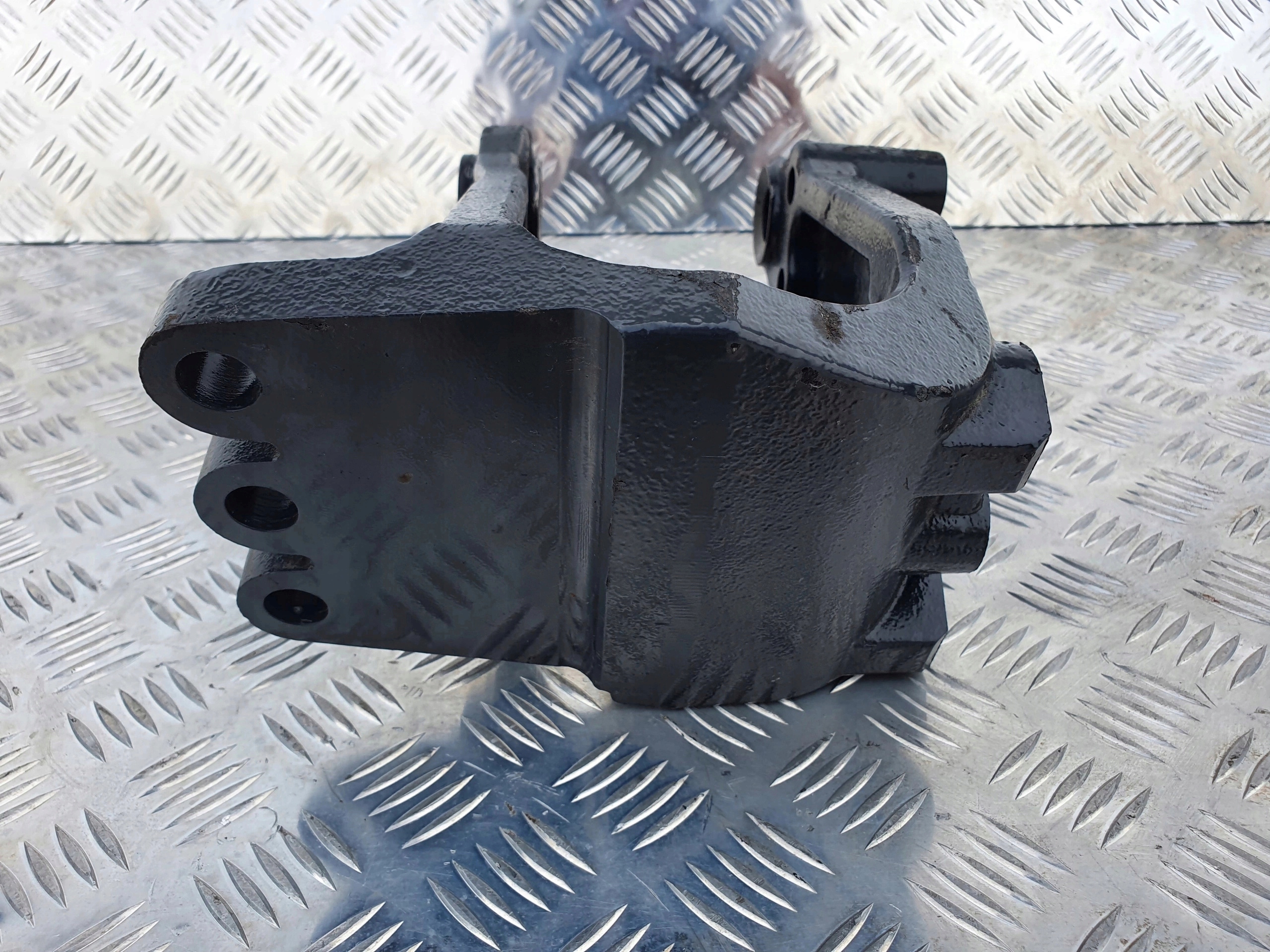 WSPORNIK DRĄŻKA REAKCYJNEGO SCANIA NTG - obrazek 3