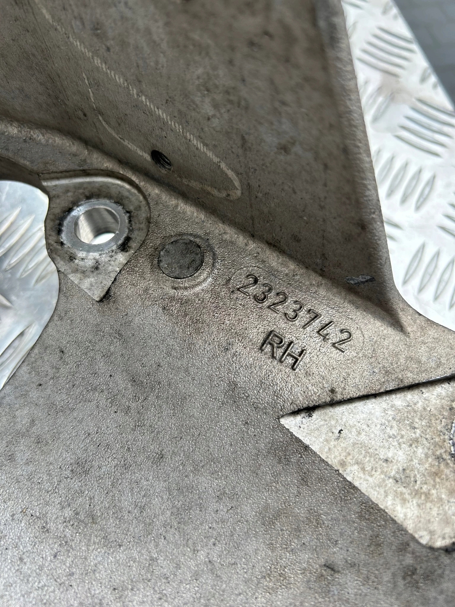 WSPORNIK MOCOWANIE PODUSZKI KABINY SCANIA R NTG - obrazek 2