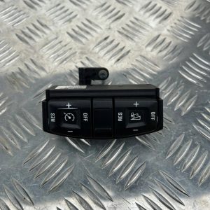 PRZYCISK PRZEŁĄCZNIK MENU KIEROWNICY SCANIA R