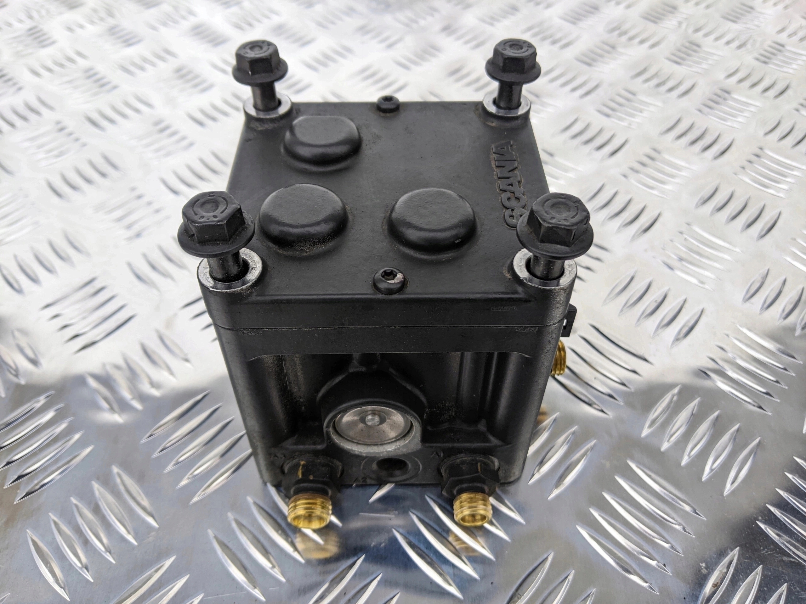 ZAWÓR KOSTKA EGR SCANIA NTG - obrazek 3