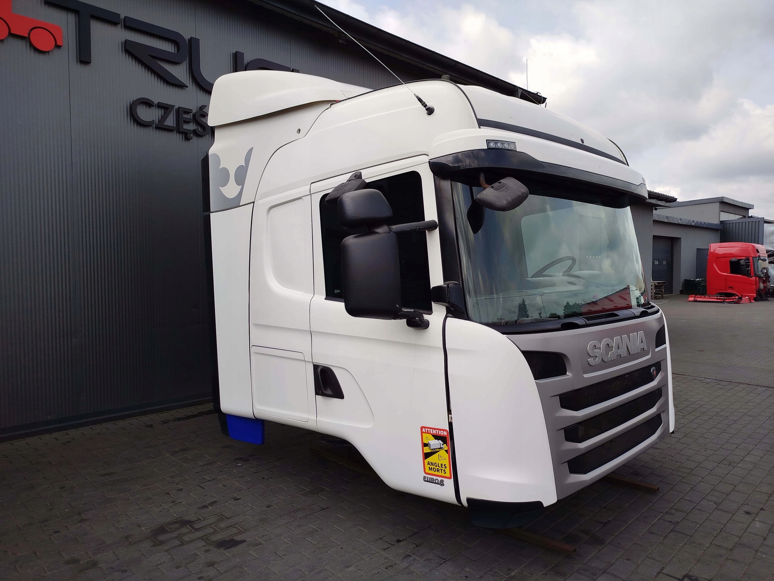 KABINA SCANIA G HIGHLINE 2014 ROK - obrazek 2