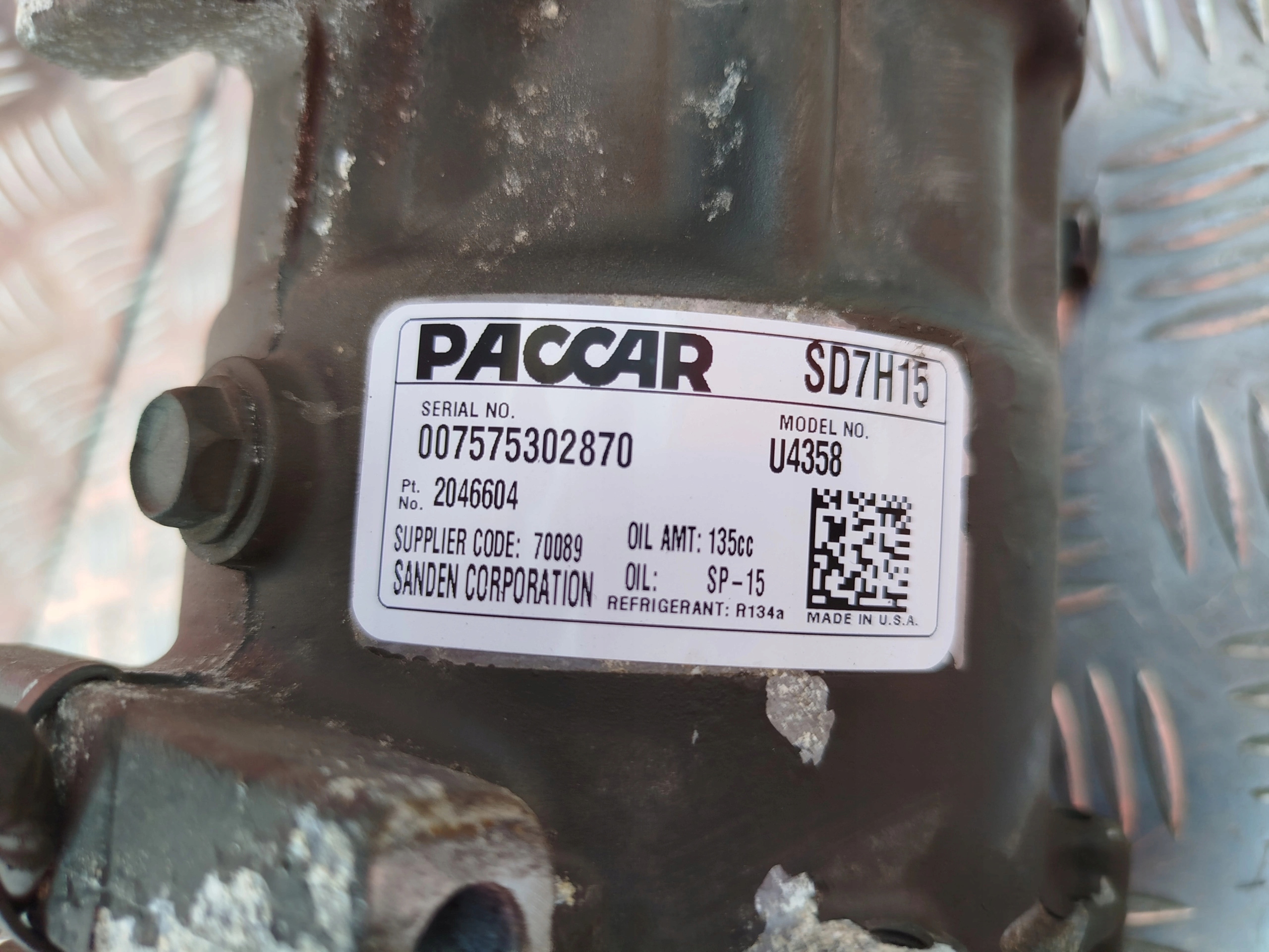 SPRĘŻARKA KLIMATYZACJI DAF XF 106 LIFT 480 - obrazek 3