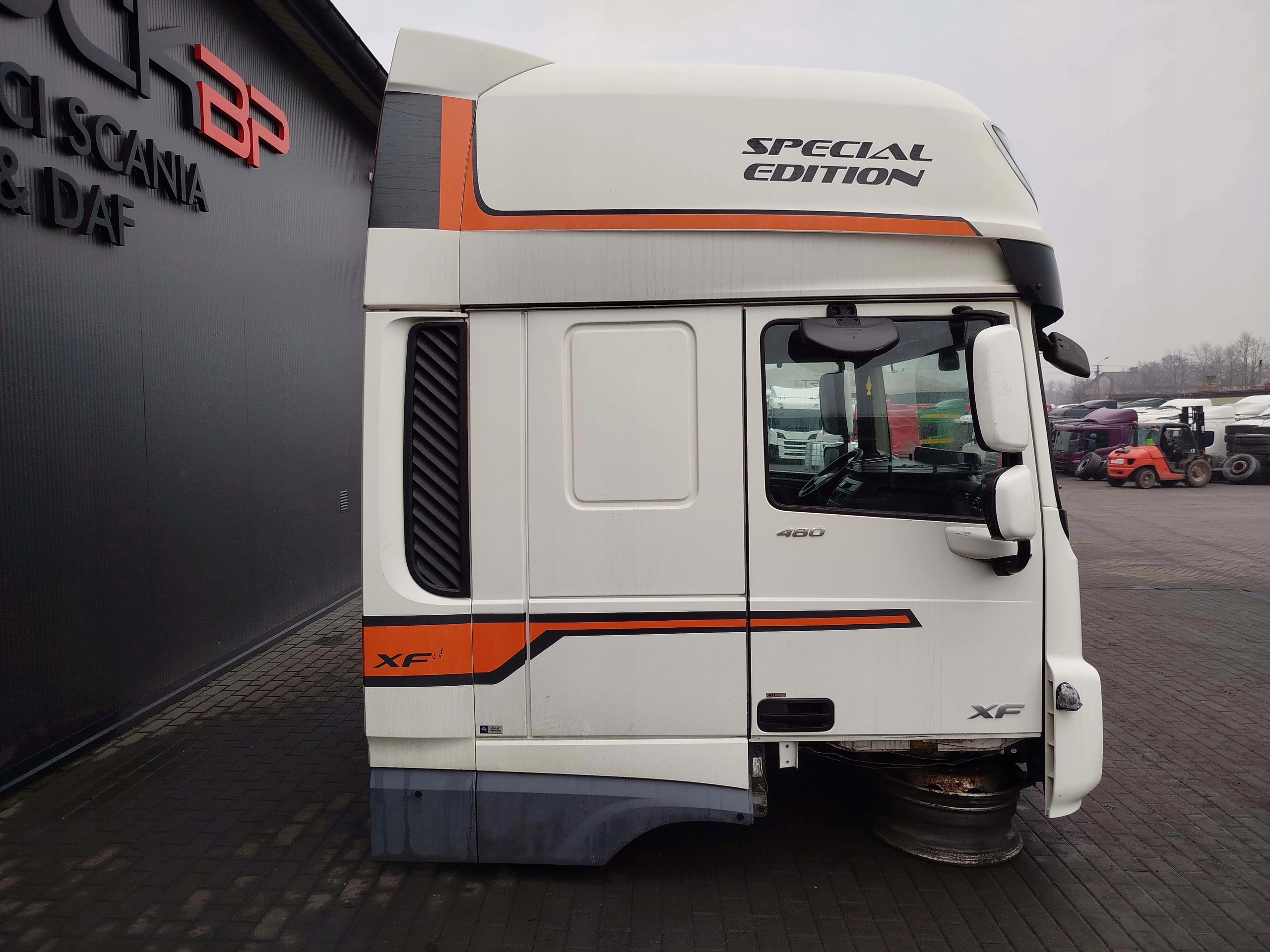 KABINA SSC SPACE CAB DAF XF 106 LIFT - obrazek 3