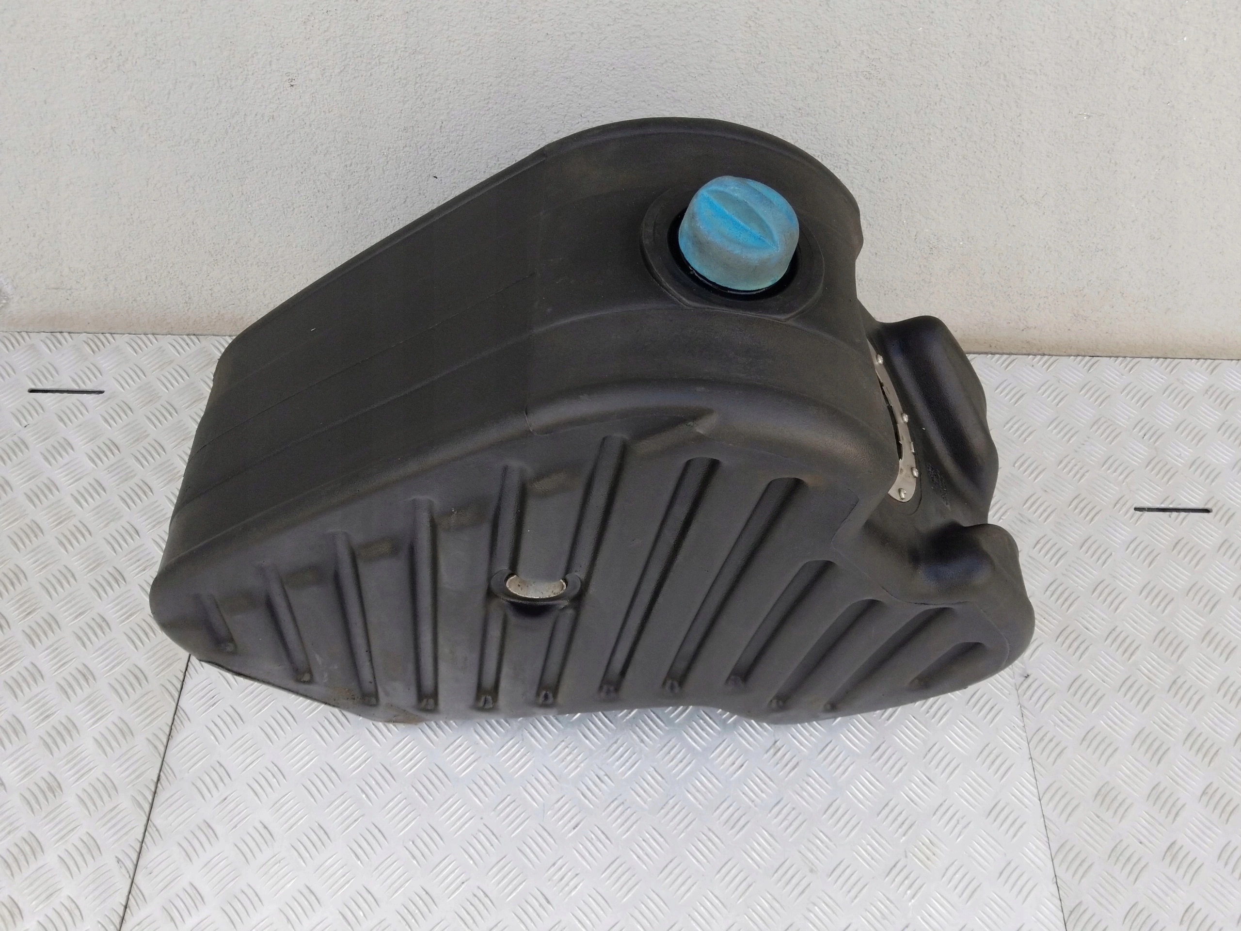 ZBIORNIK AD BLUE, ADBLUE SCANIA R - obrazek 4