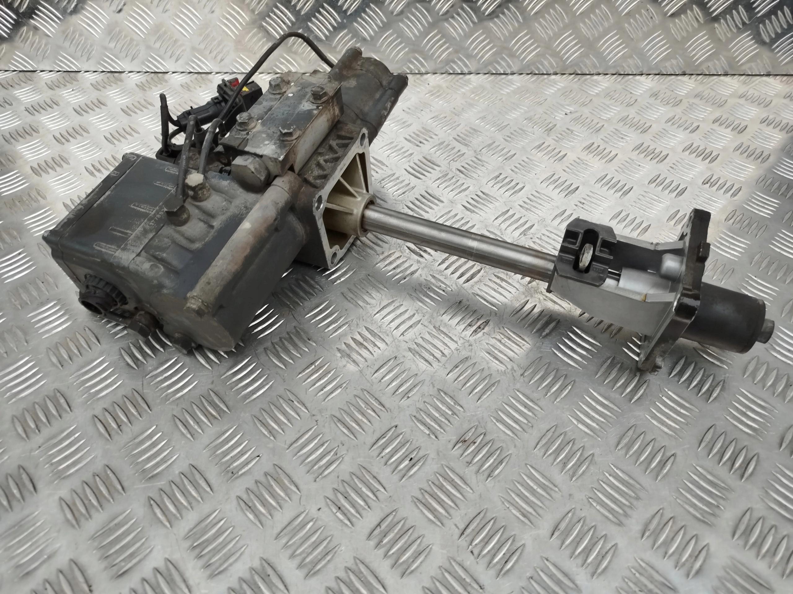 WYBIERAK GRS 895/905 SCANIA STREAMLINE