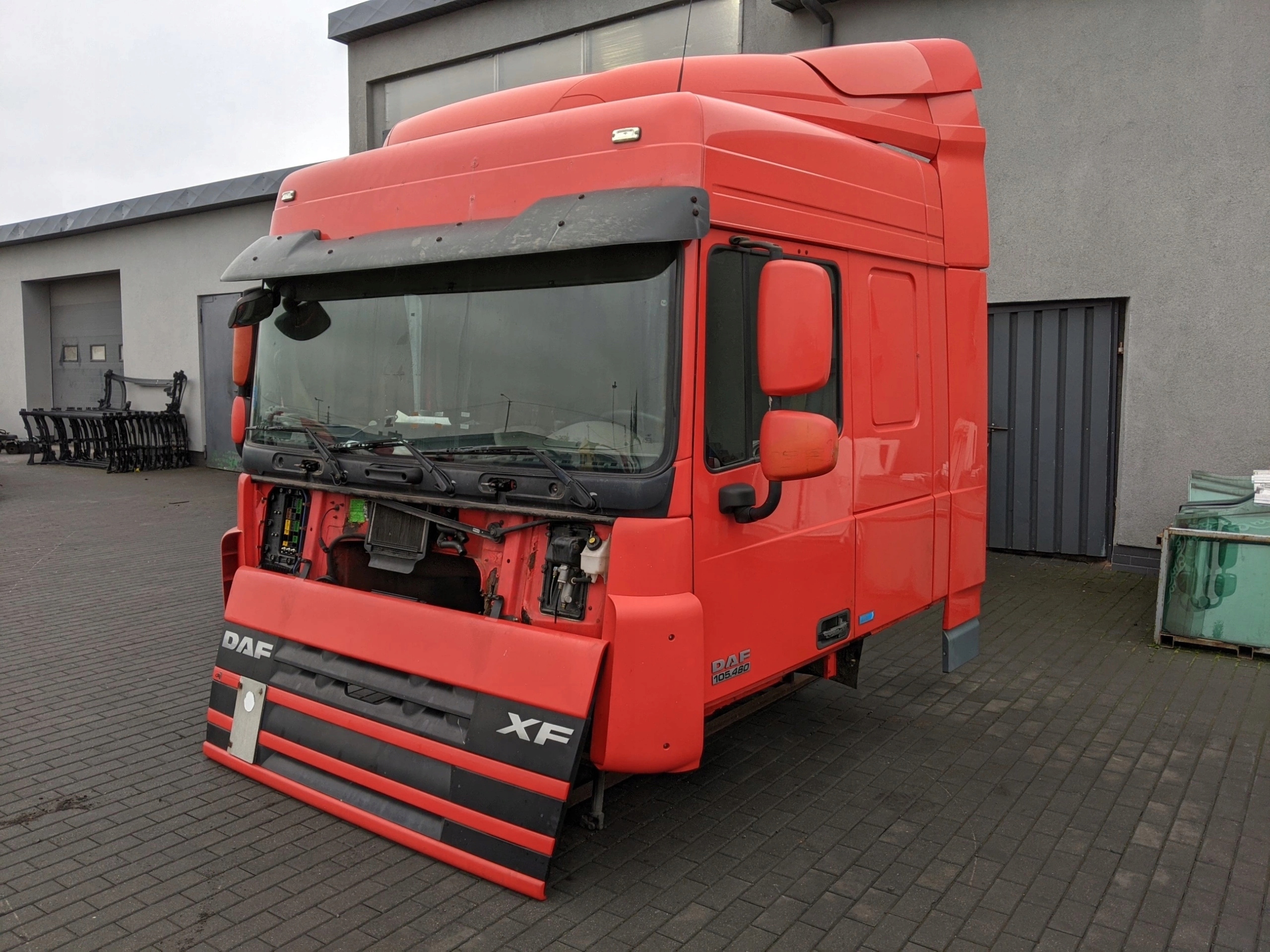 KABINA DAF XF 105 2012 ROK NOWY TYP SŁUPKA - obrazek 3